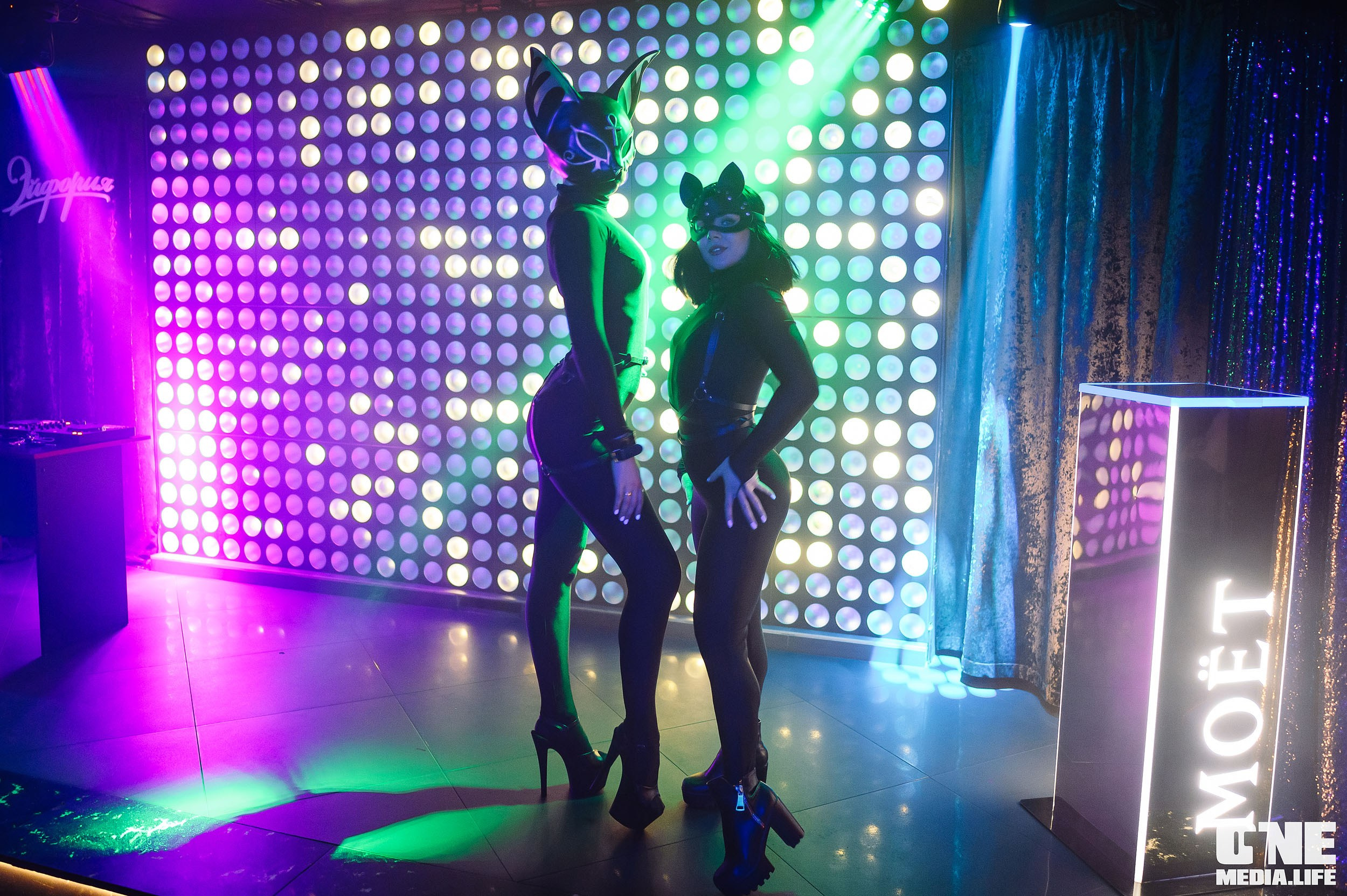 Фотоотчет из караоке-клуба Эйфория. One Media Life: фоторепортажи, фотоотчеты с мероприятий и заведений