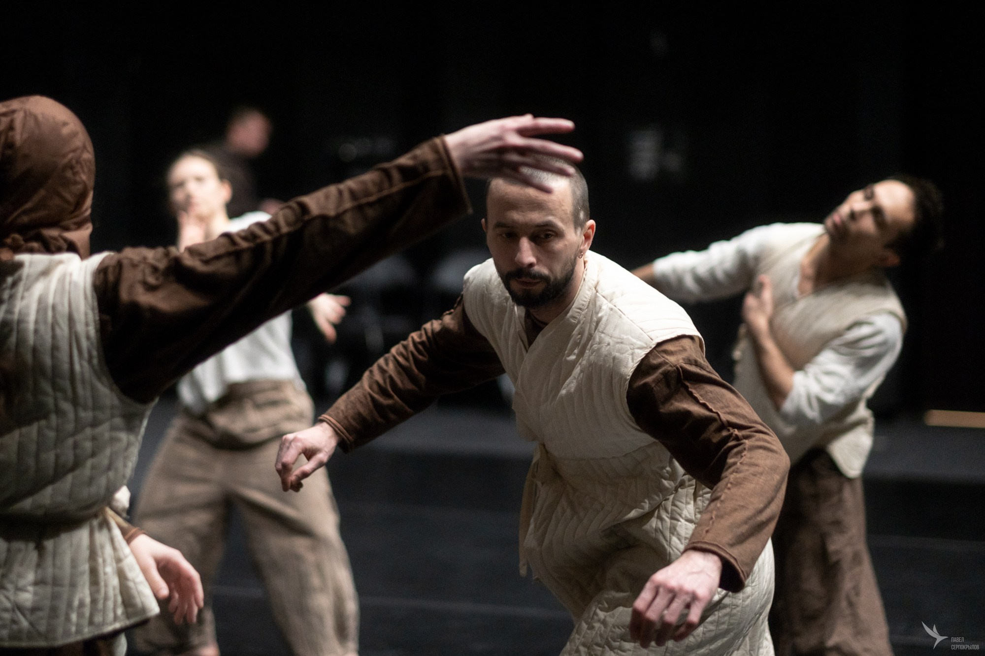 Физический театр «balballar». Объединение «Алиф». Репортажный фотограф в Казани Павел Серпокрылов