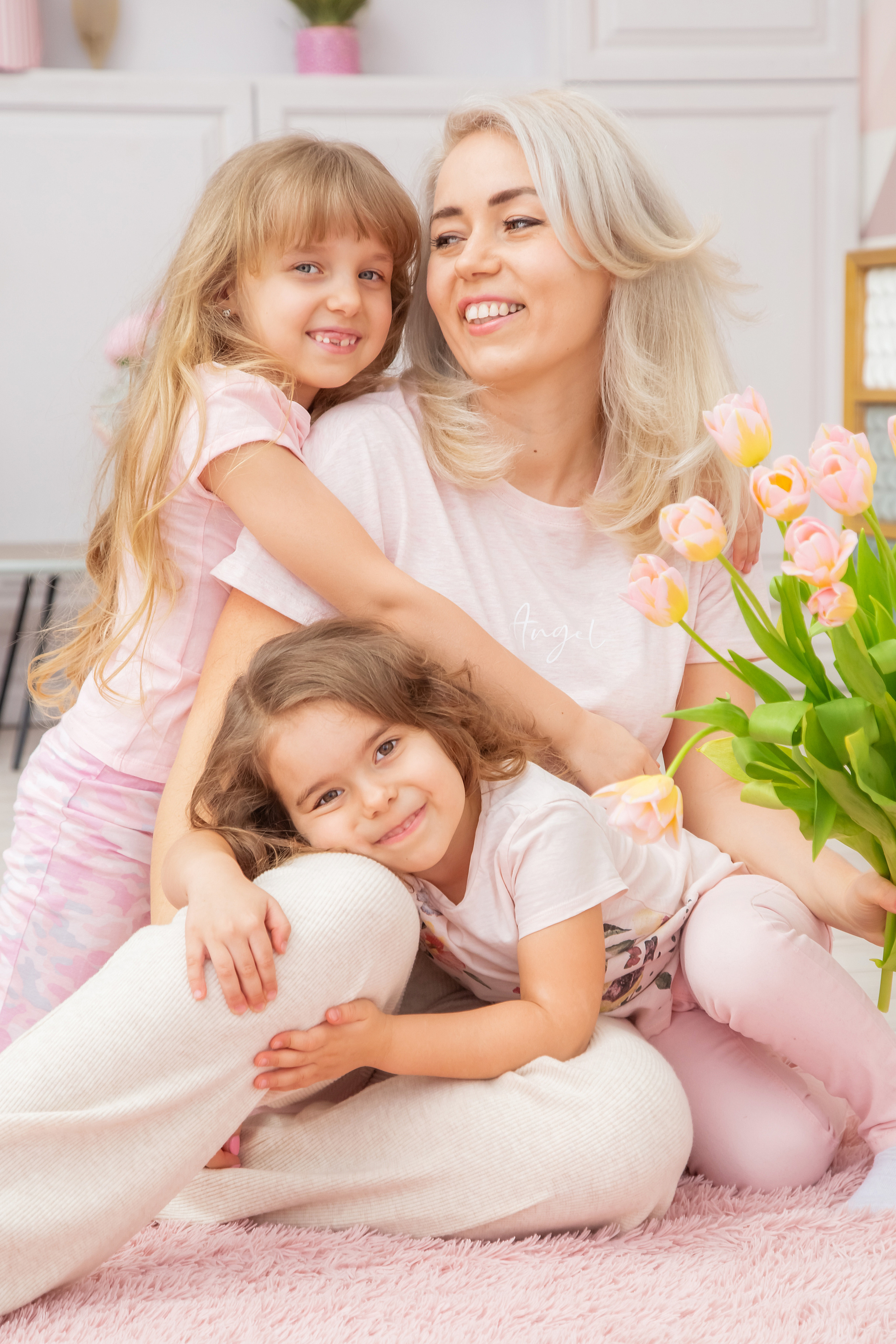 Фотосессия мамы с дочками. Галина Шарапова Детский и семейный фотограф Москва