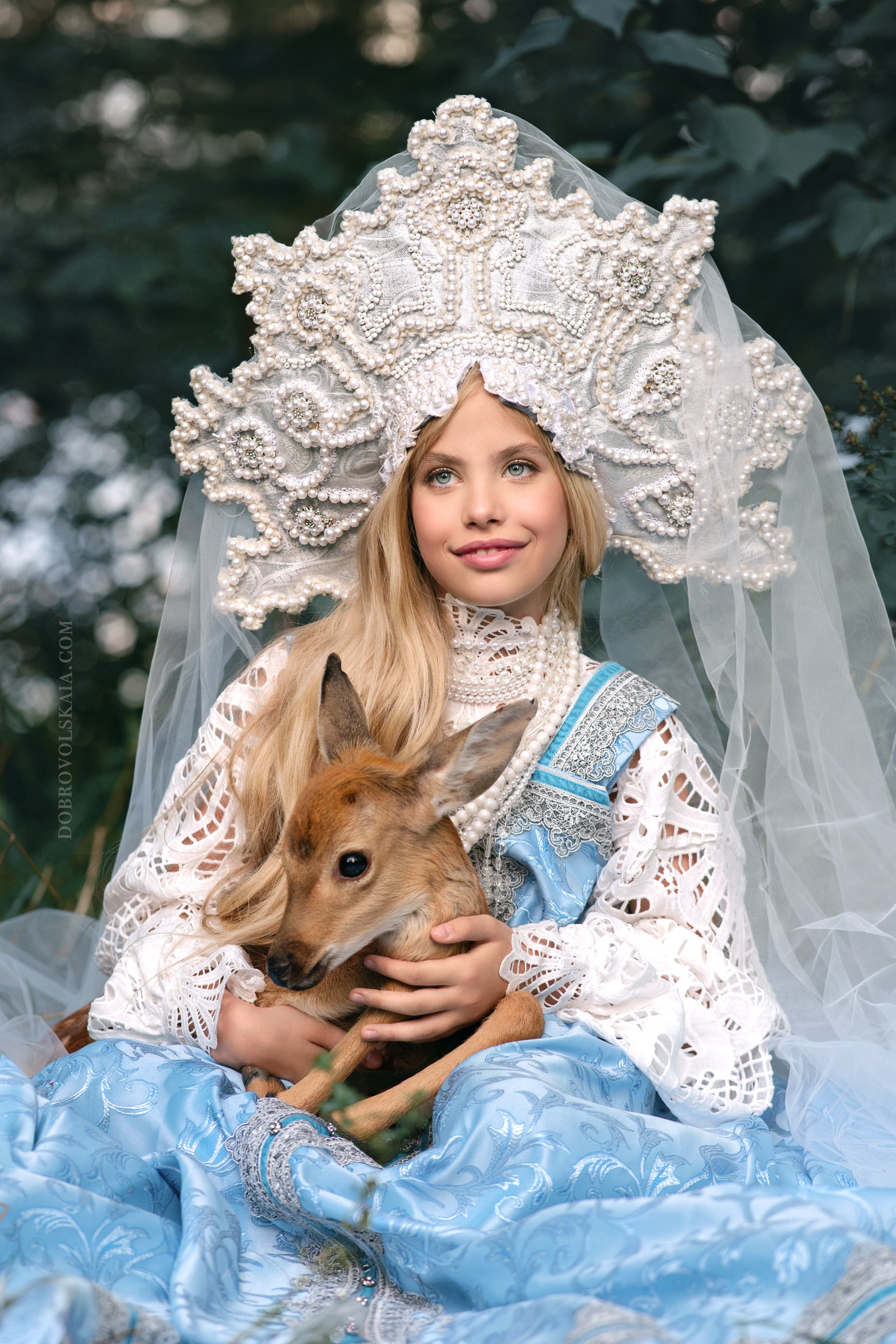 Анастасия. Русские народные костюмы в Москве