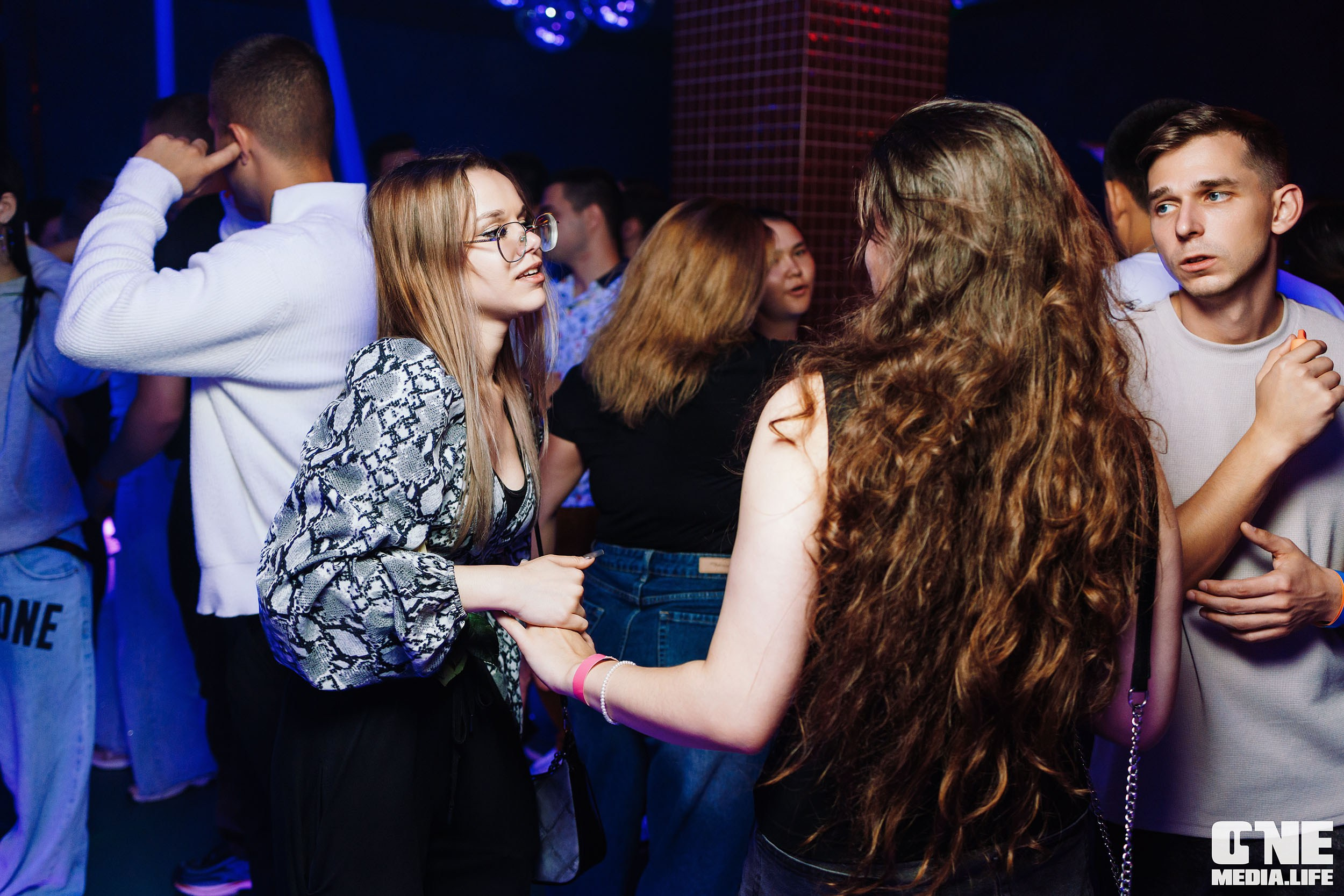 Фоторепортаж из РК Планета. One Media Life: фоторепортажи, фотоотчеты с мероприятий и заведений