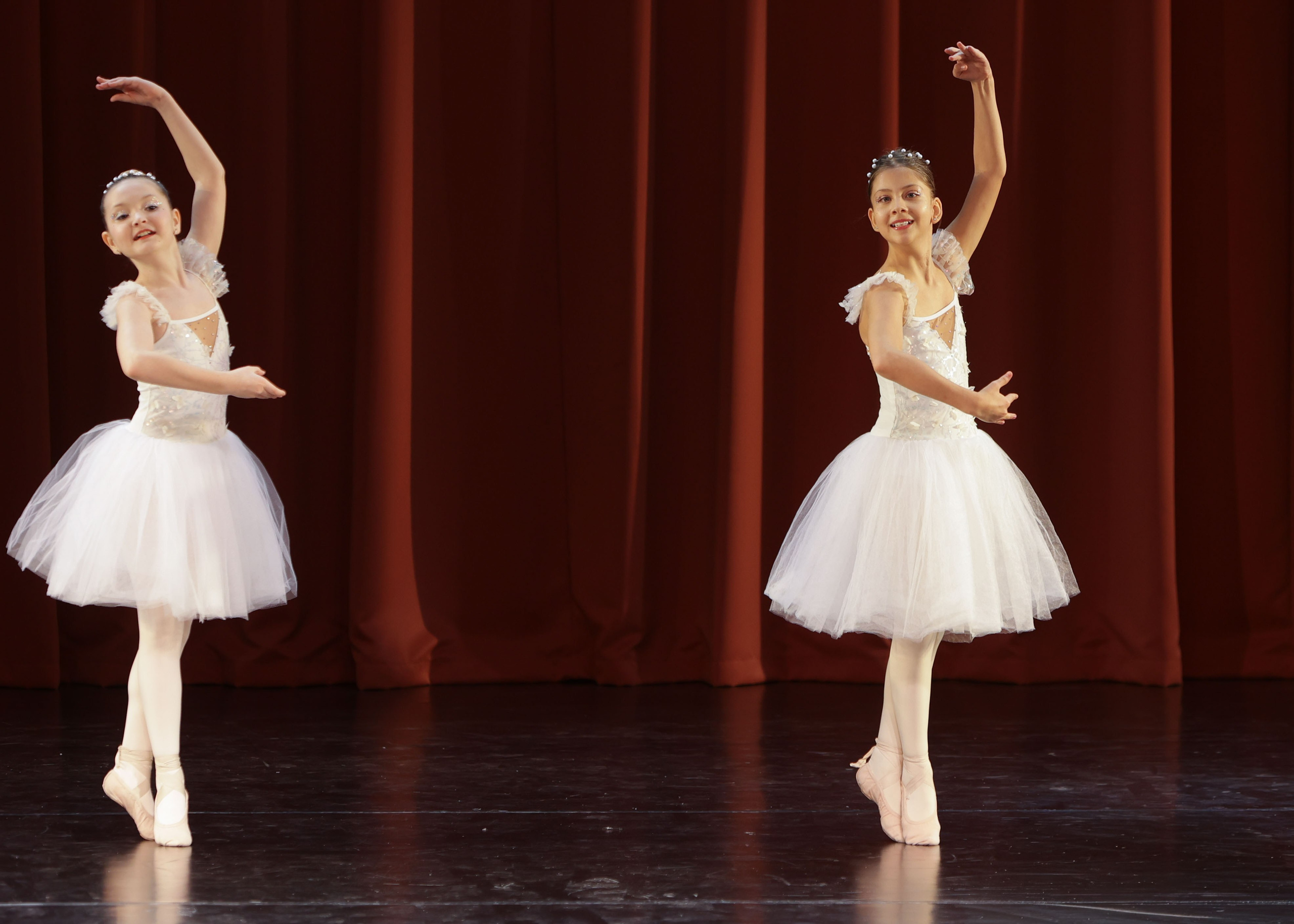 Фестиваль хореографического искусства «КУБОК ЛЕГЕНДЫ — 2025». Выпускные альбомы и школьный фотограф в Подольске, Троицке, Щербинке, Москве и Московской области