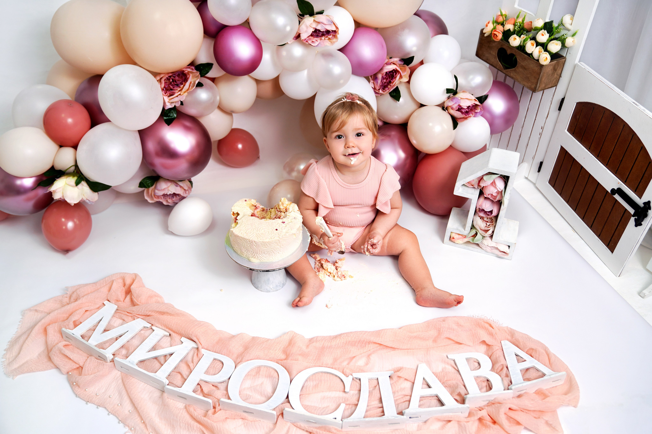 Фотосессия ГОДОВАСИЕ. Фотограф новорожденных, детей до года и беременных в Симферополе