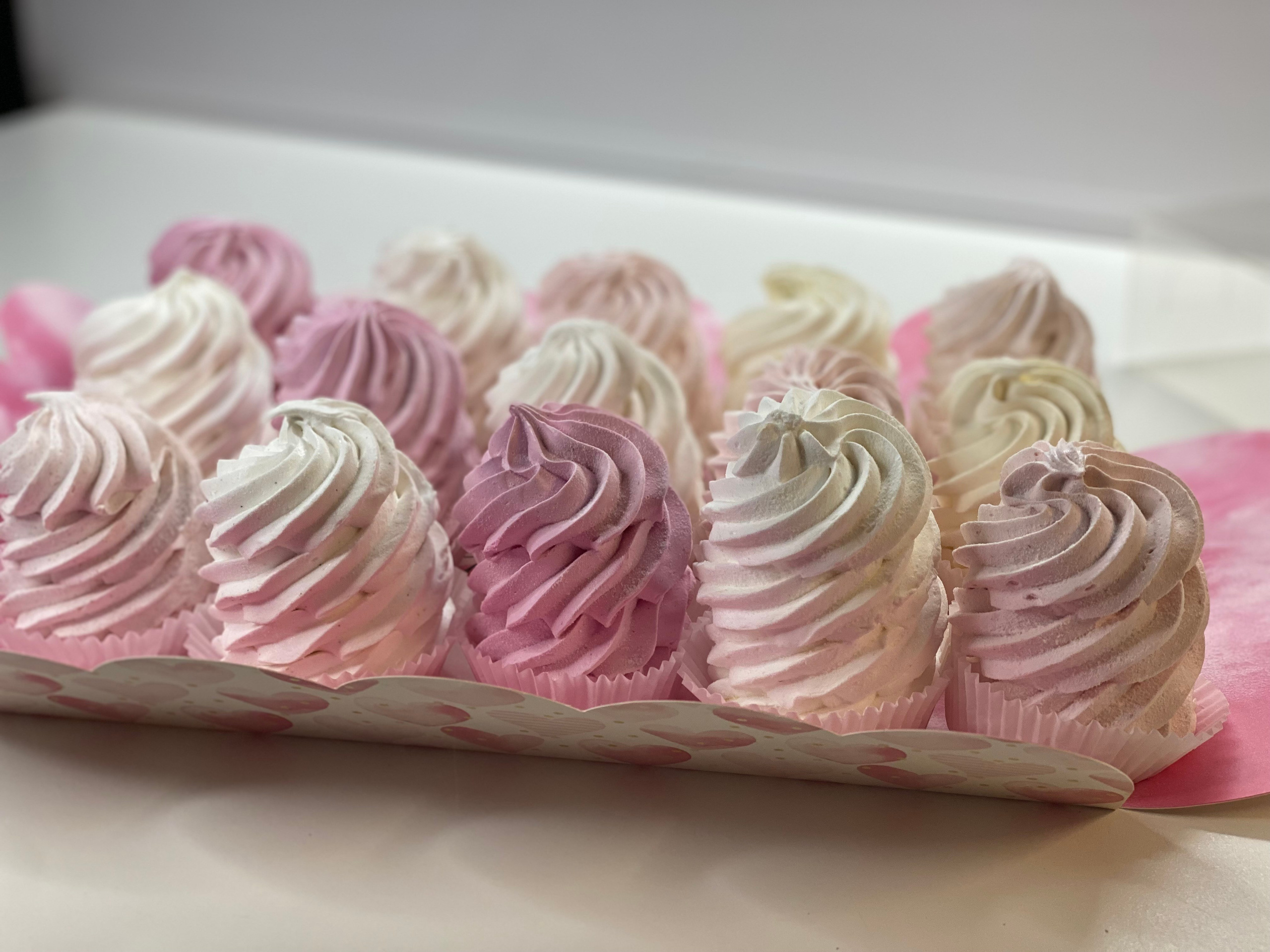 Завитки. Katyasugarsugar капкейки, зефир, торты Москва