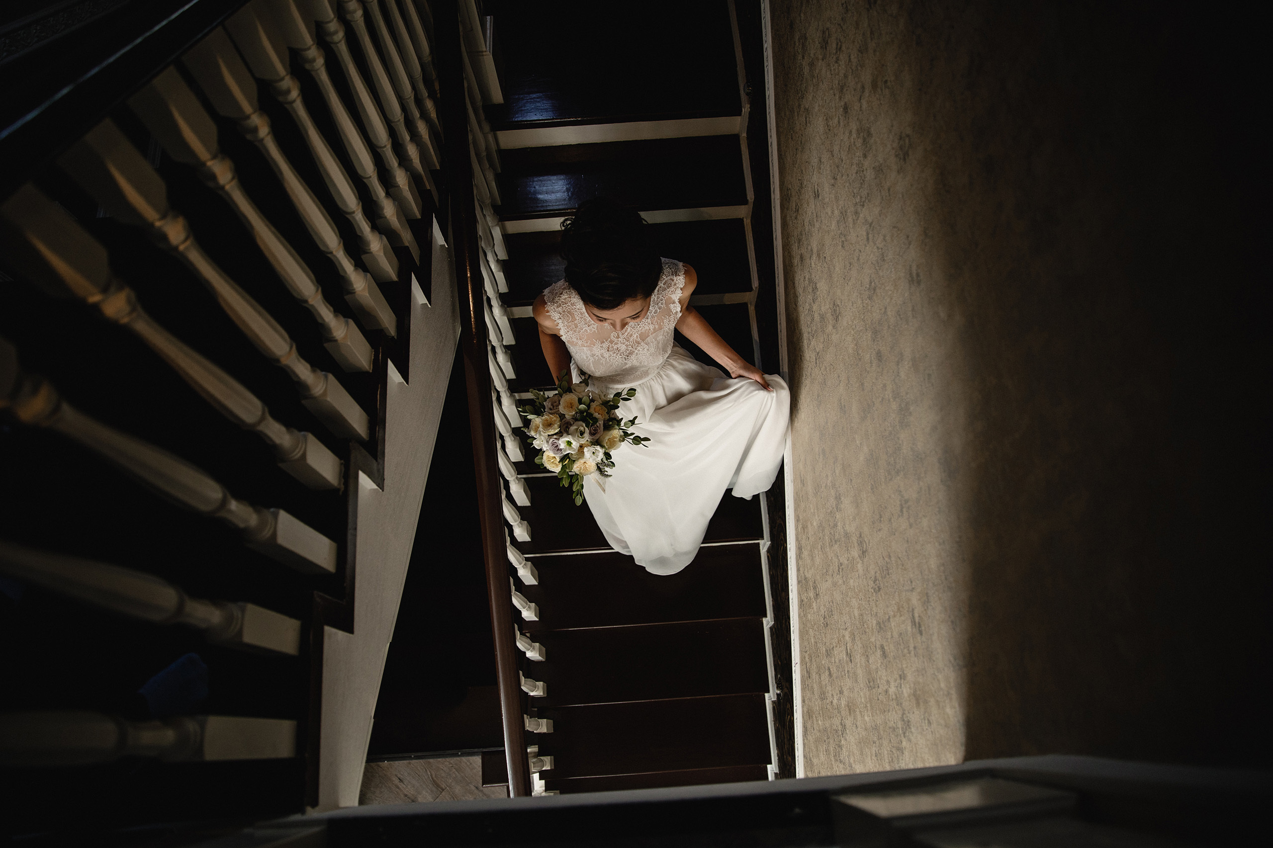 Невеста на лестнице