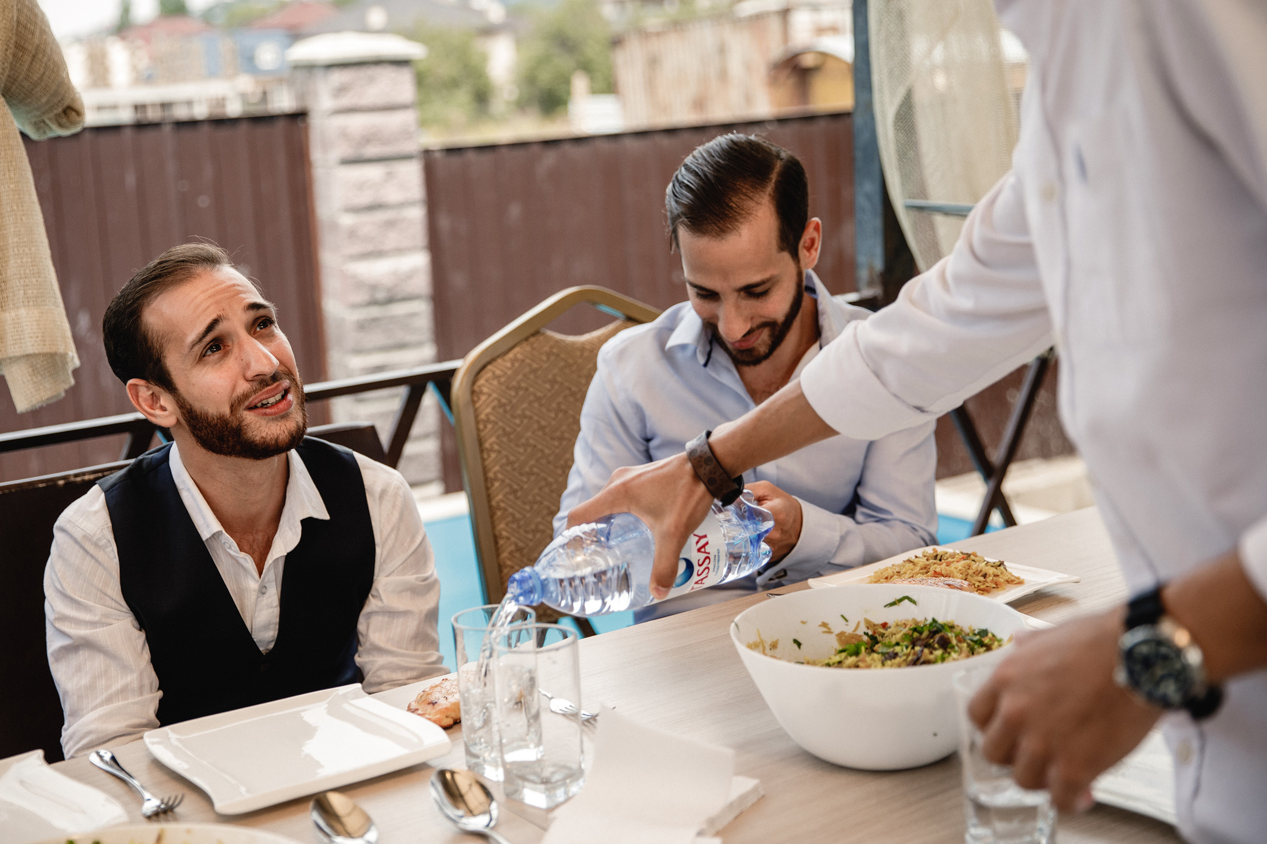 Перекус перед свадьбой