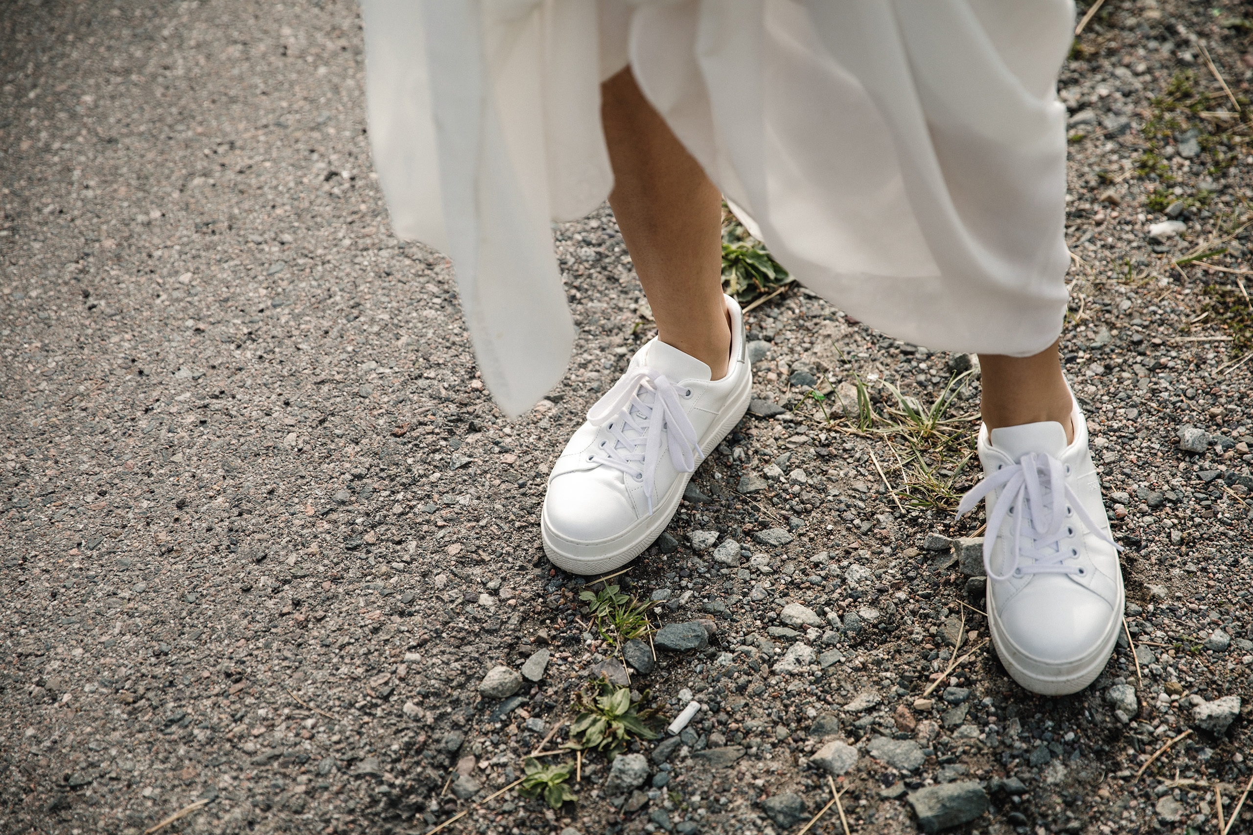 Кроссовки Prada на свадьбе