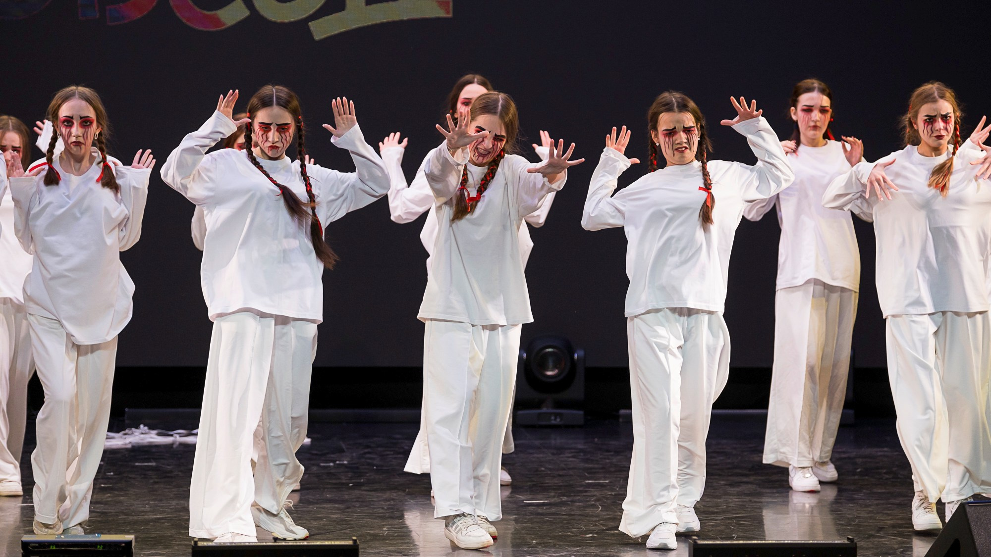 ФЕСТИВАЛЬ КОНКУРС ТВОРЧЕСКИХ КОЛЛЕКТИВОВ «СИЯНИЕ ЗВЕЗД». Репортажный фотограф в Казани Павел Серпокрылов