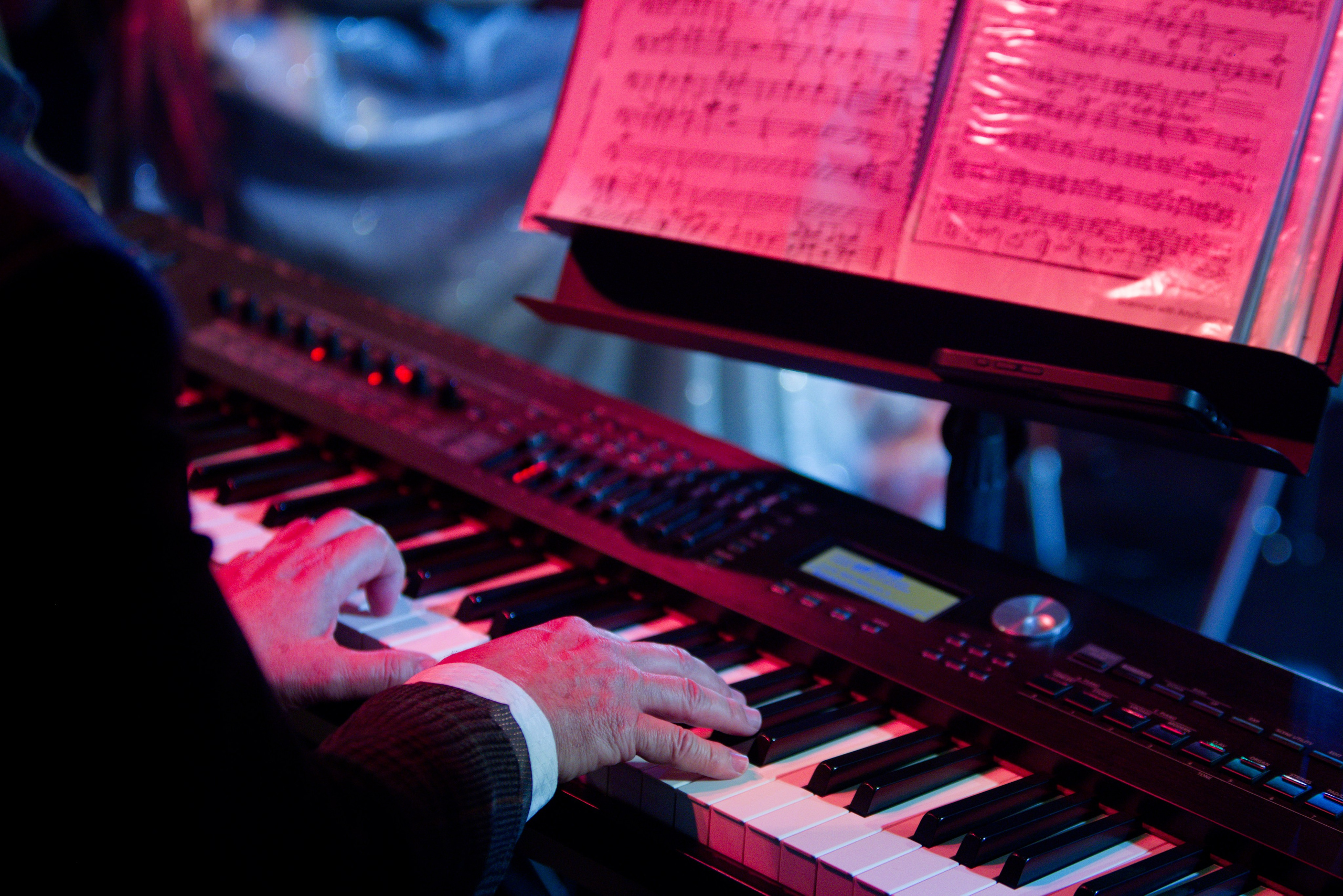 Юбилейный концерт Ярославны Калашниковой. Кутузов Евгений Фотограф в Южно-Сахалинске