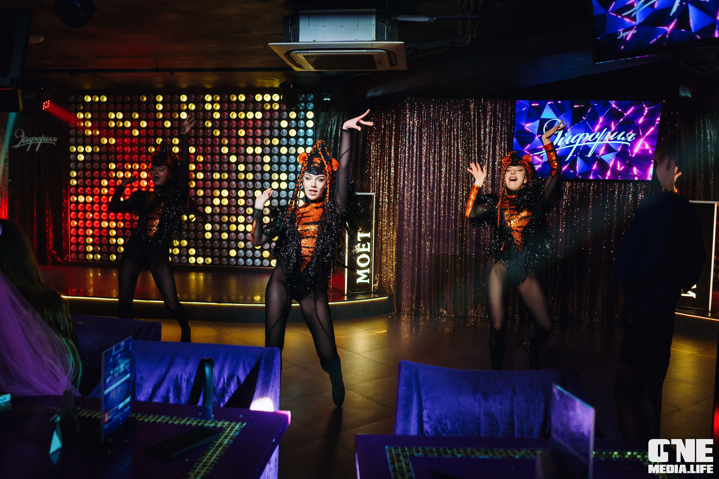 Фоторепортаж из караоке-клуба Эйфория. One Media Life: фоторепортажи, фотоотчеты с мероприятий и заведений