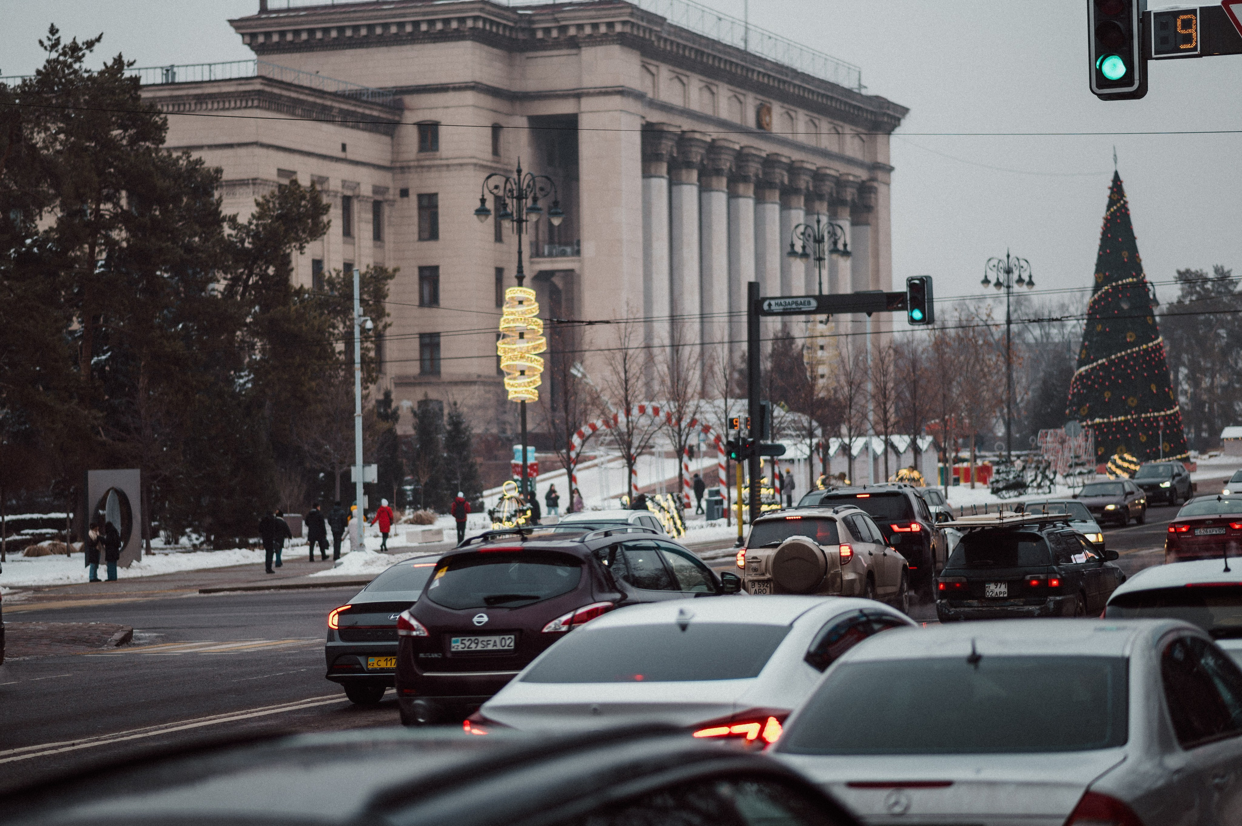 Стрит Алматы: зима 2024. Фотограф в Алматы — Дарья Фёдорова