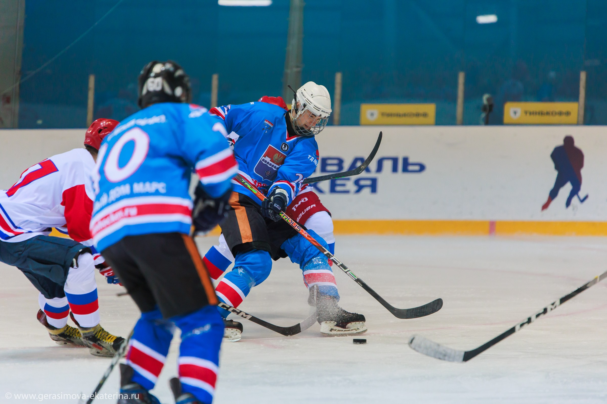 13 Ночная Лига 2024 — фестиваль хоккея. Фотограф Лодейное Поле Екатерина Герасимова в Санкт-Петербурге и Лен. области