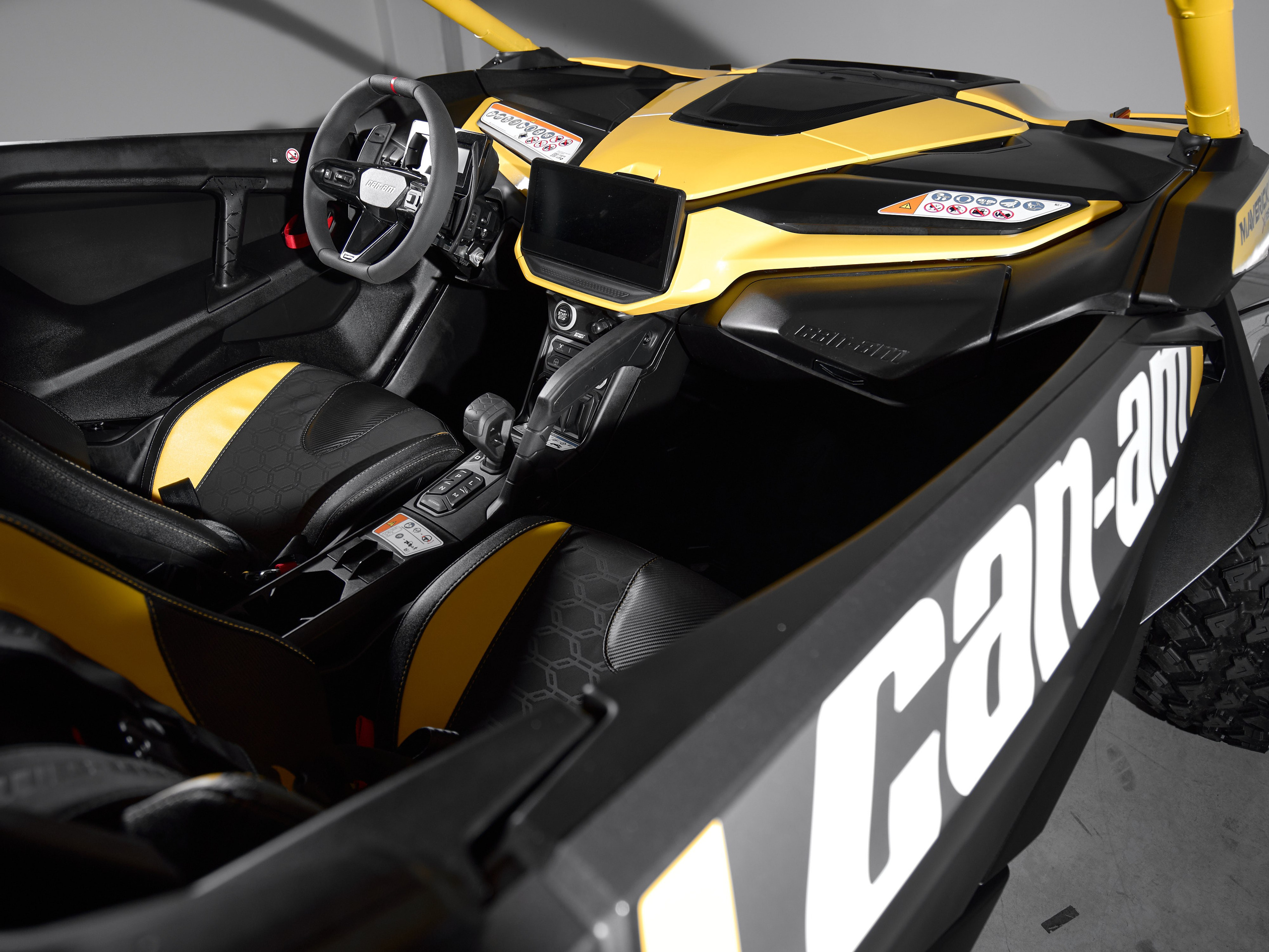 Автомобильный фотограф в Санкт-Петербурге Антон Гумен | Фотосессии авто для автосалонов