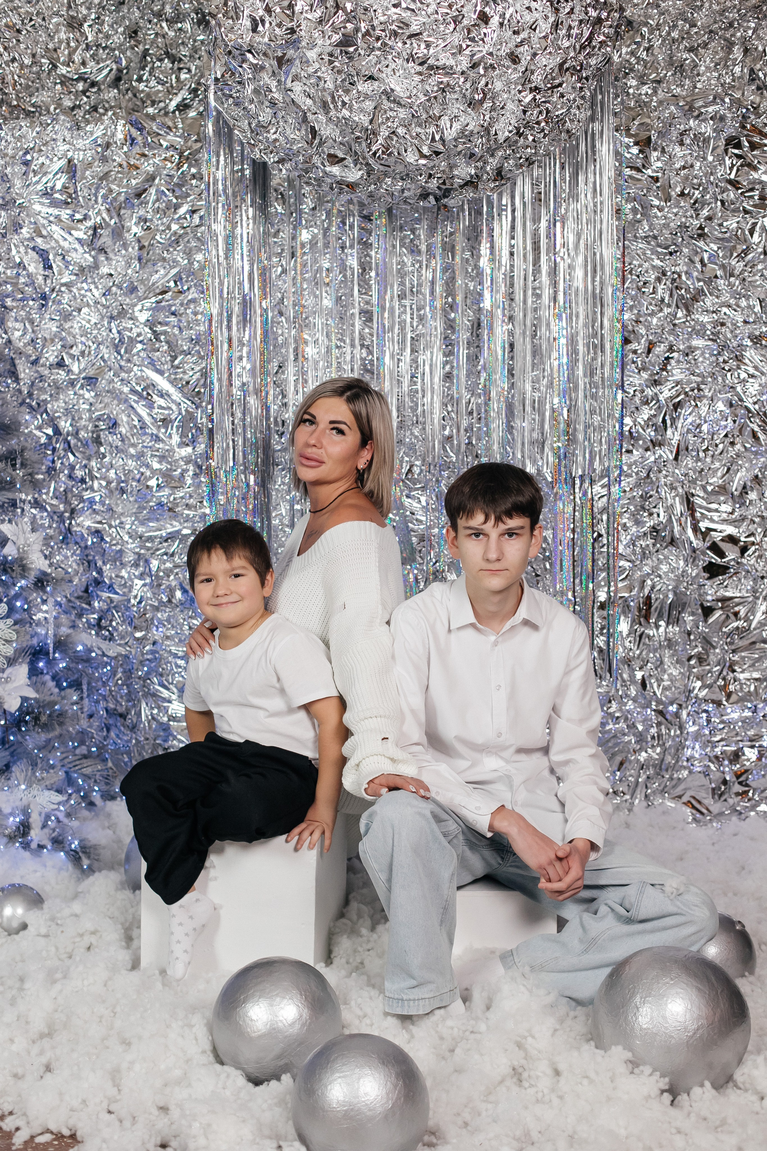 Новогодние истории 2025. Выпускной альбом Шахты Ростов