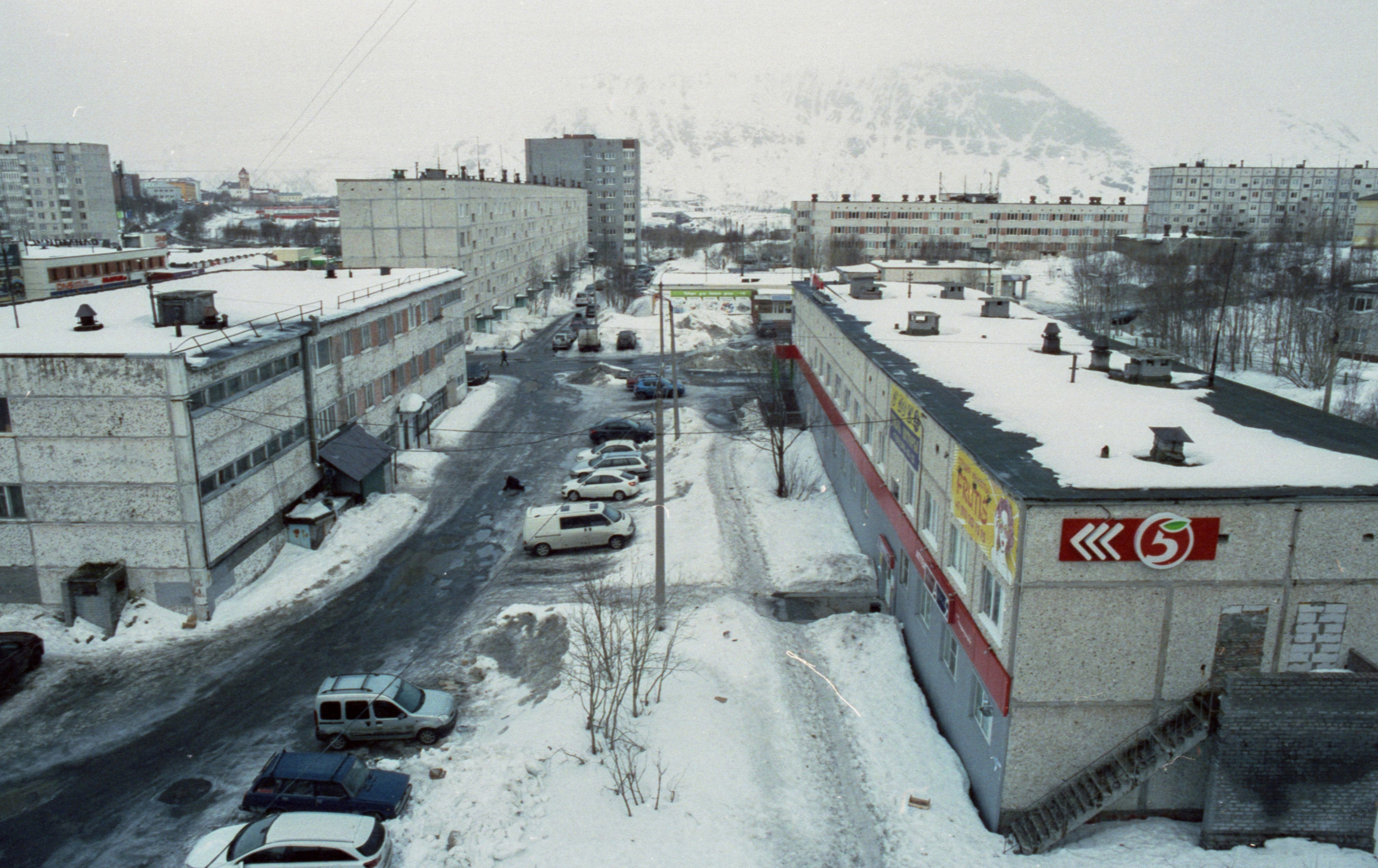 Апрельский Кировск на плёнку Reflx Lab 800T. Илья Михачёв Фотограф ПРО людей