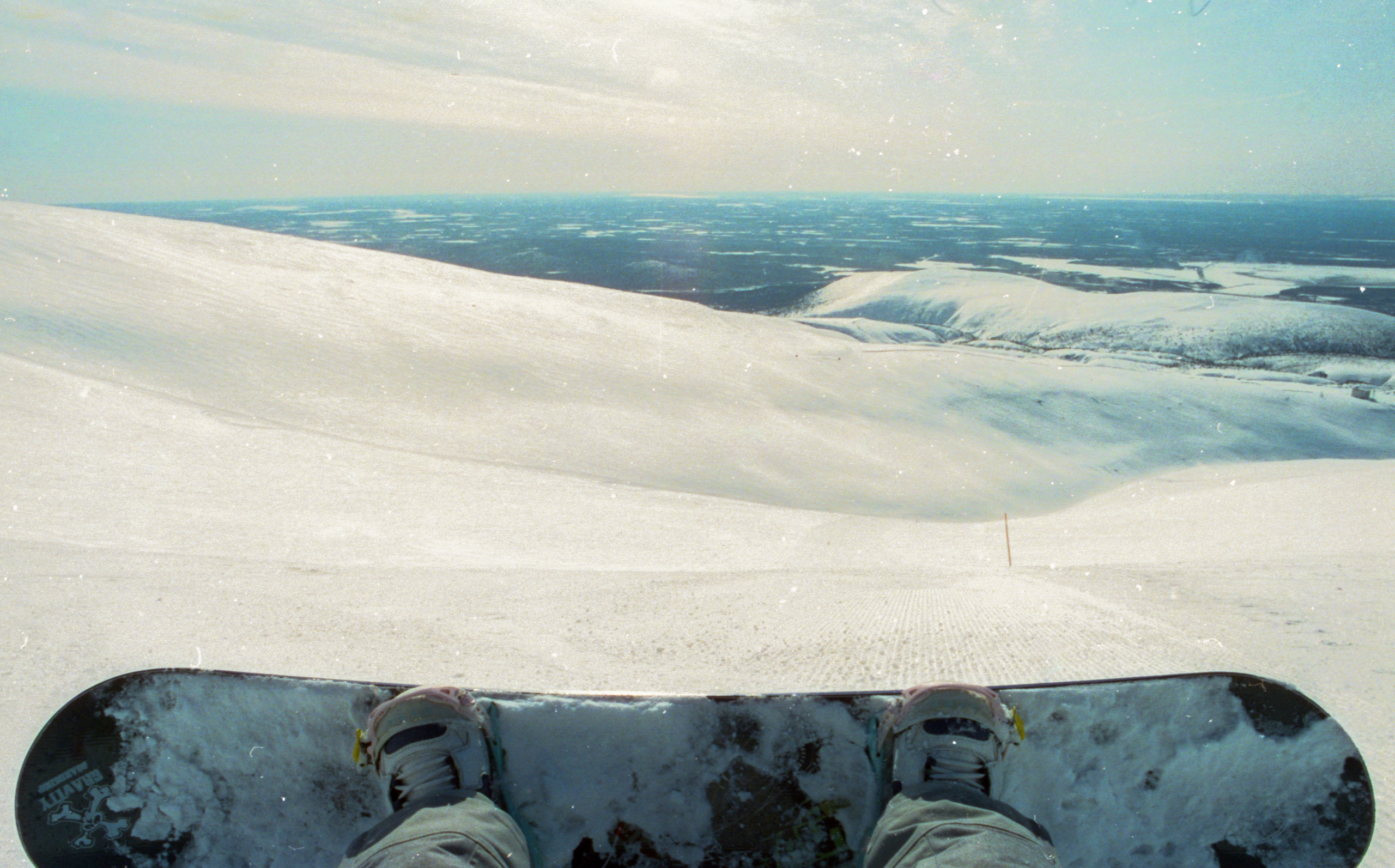 Апрельский Кировск на плёнку Reflx Lab 800T. Илья Михачёв Фотограф ПРО людей