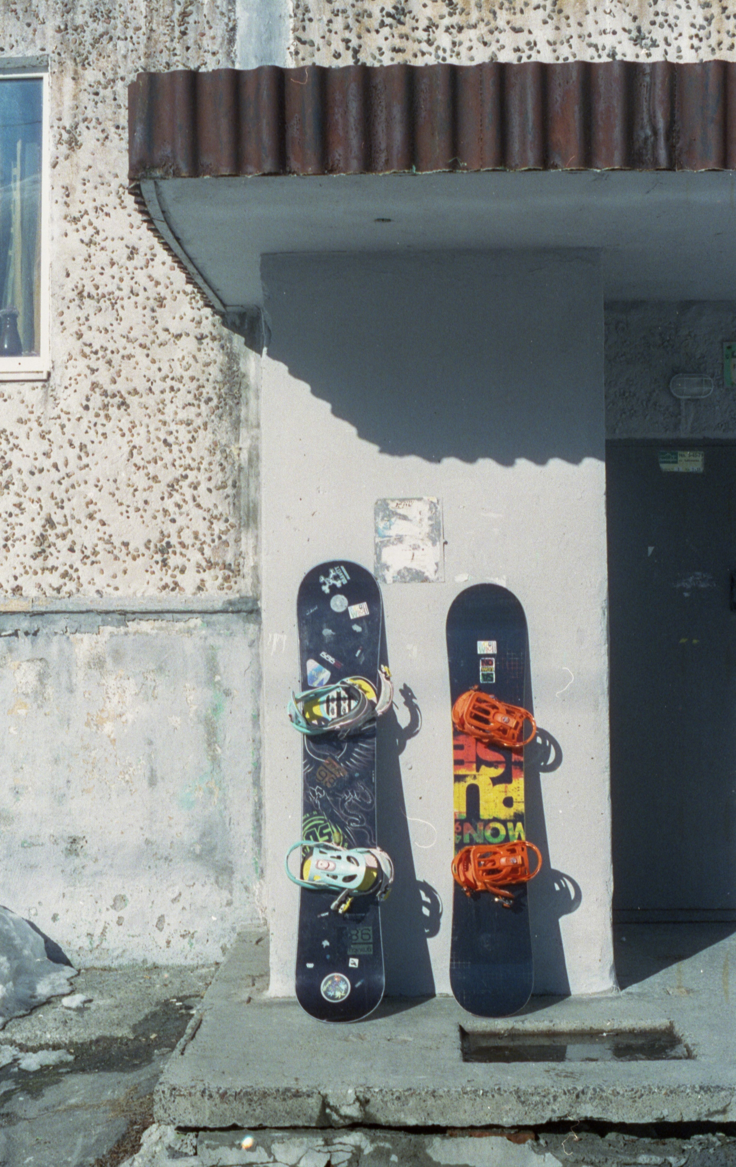 Апрельский Кировск на плёнку Reflx Lab 800T. Илья Михачёв Фотограф ПРО людей