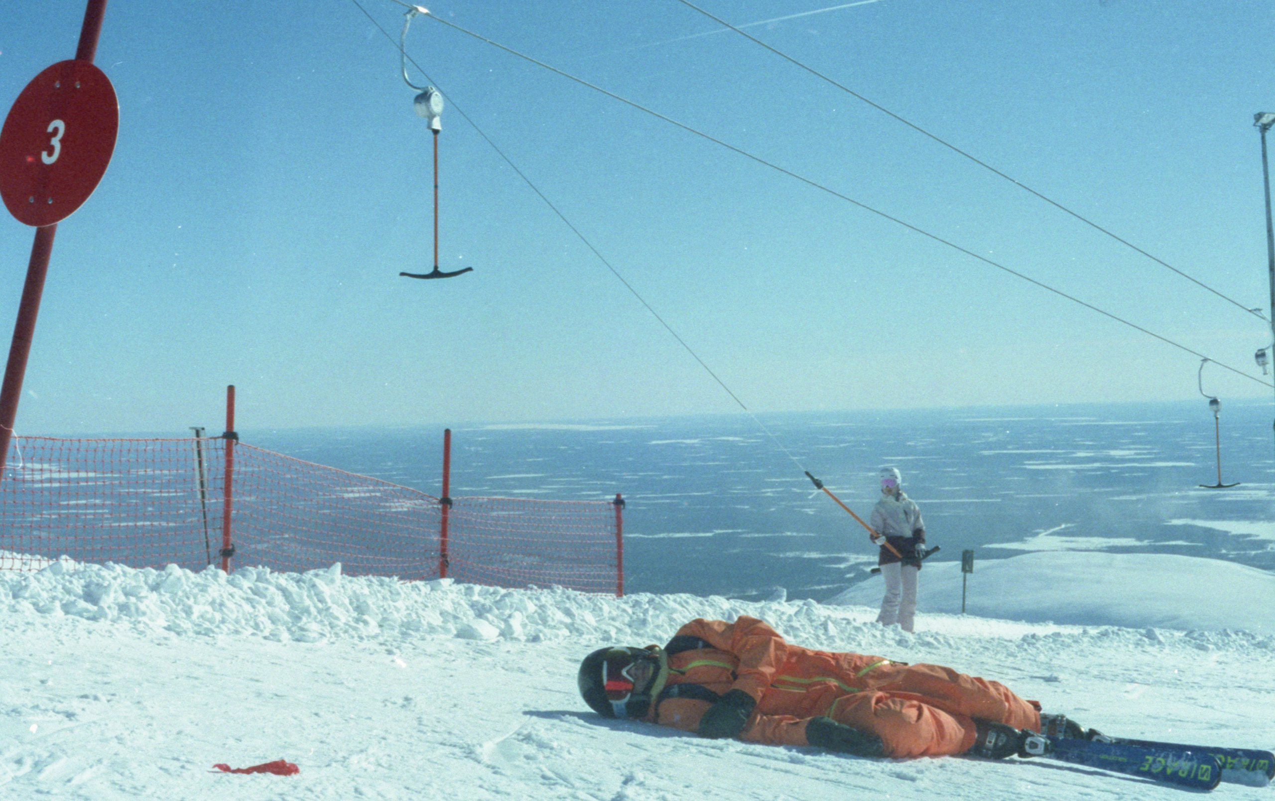 Апрельский Кировск на плёнку Reflx Lab 800T. Илья Михачёв Фотограф ПРО людей