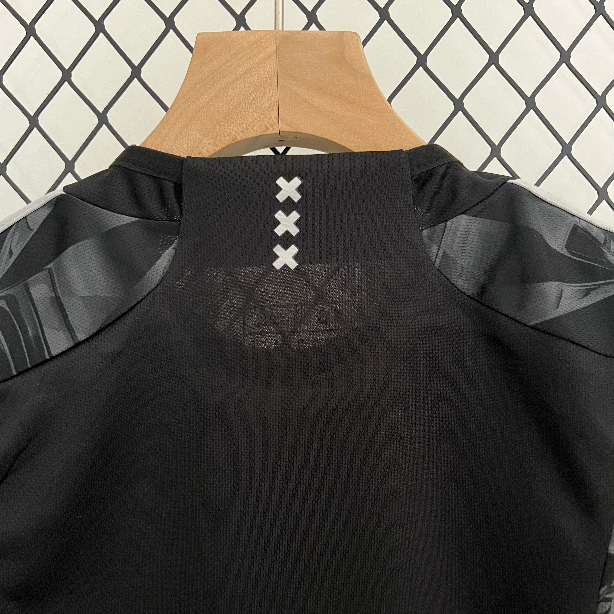 Футбольная форма для детей Ajax 2023-2024 купить. Футбольный магазин — ssw_magazin