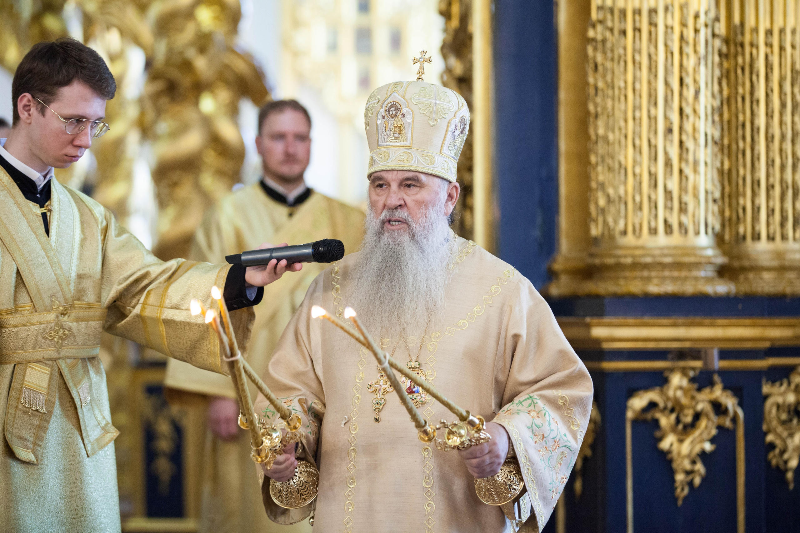 МИТРОПОЛИТ ВАРСОНОФИЙ СОВЕРШИЛ БОЖЕСТВЕННУЮ ЛИТУРГИЮ В НИКОЛО-БОГОЯВЛЕНСКОМ СОБОРЕ. НИКОЛО-БОГОЯВЛЕНСКИЙ МОРСКОЙ СОБОР