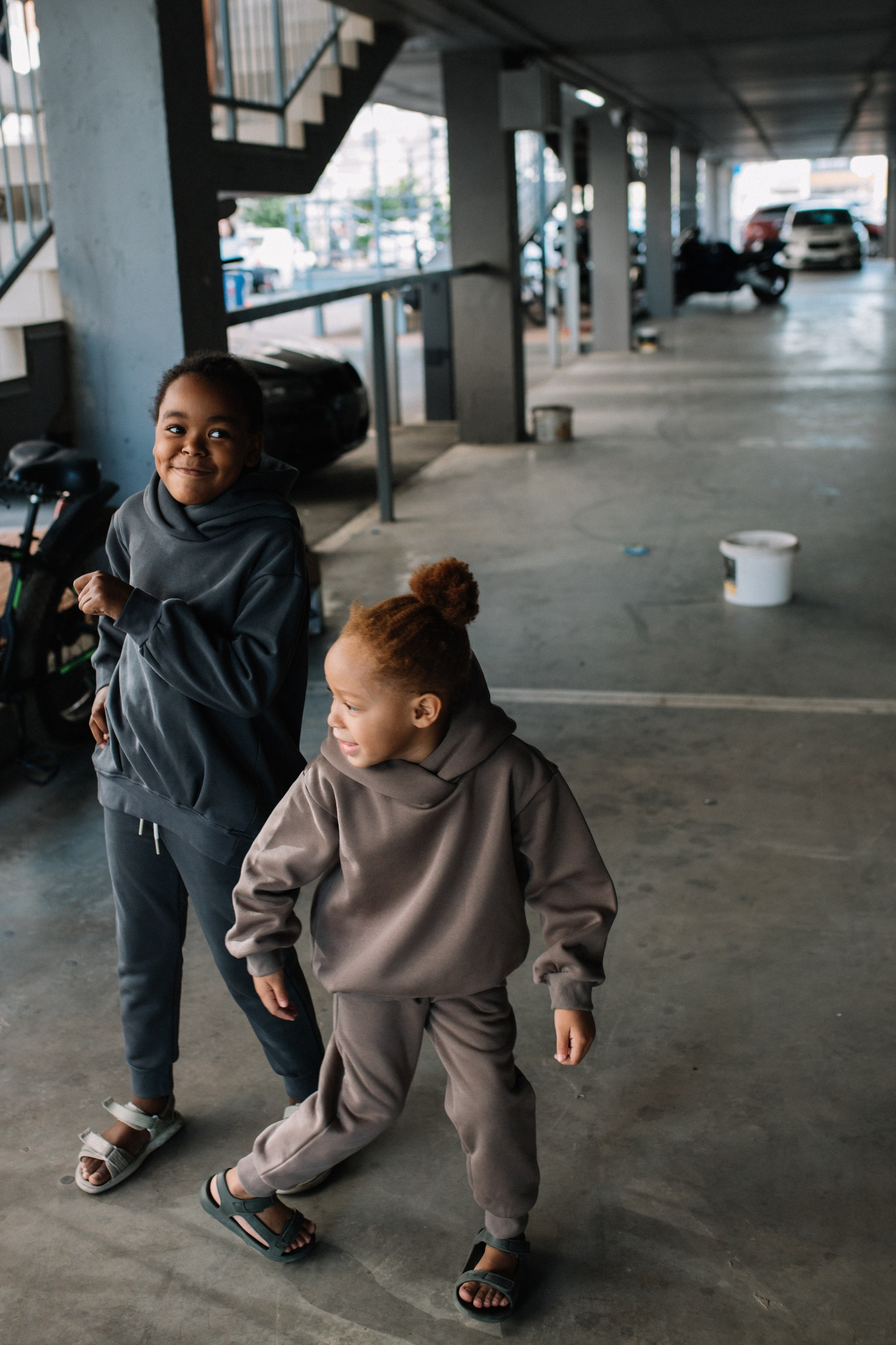 Съёмка для бренда детской одежды «Ёжик в шляпе». Фотограф Настя Галингер Краснодар