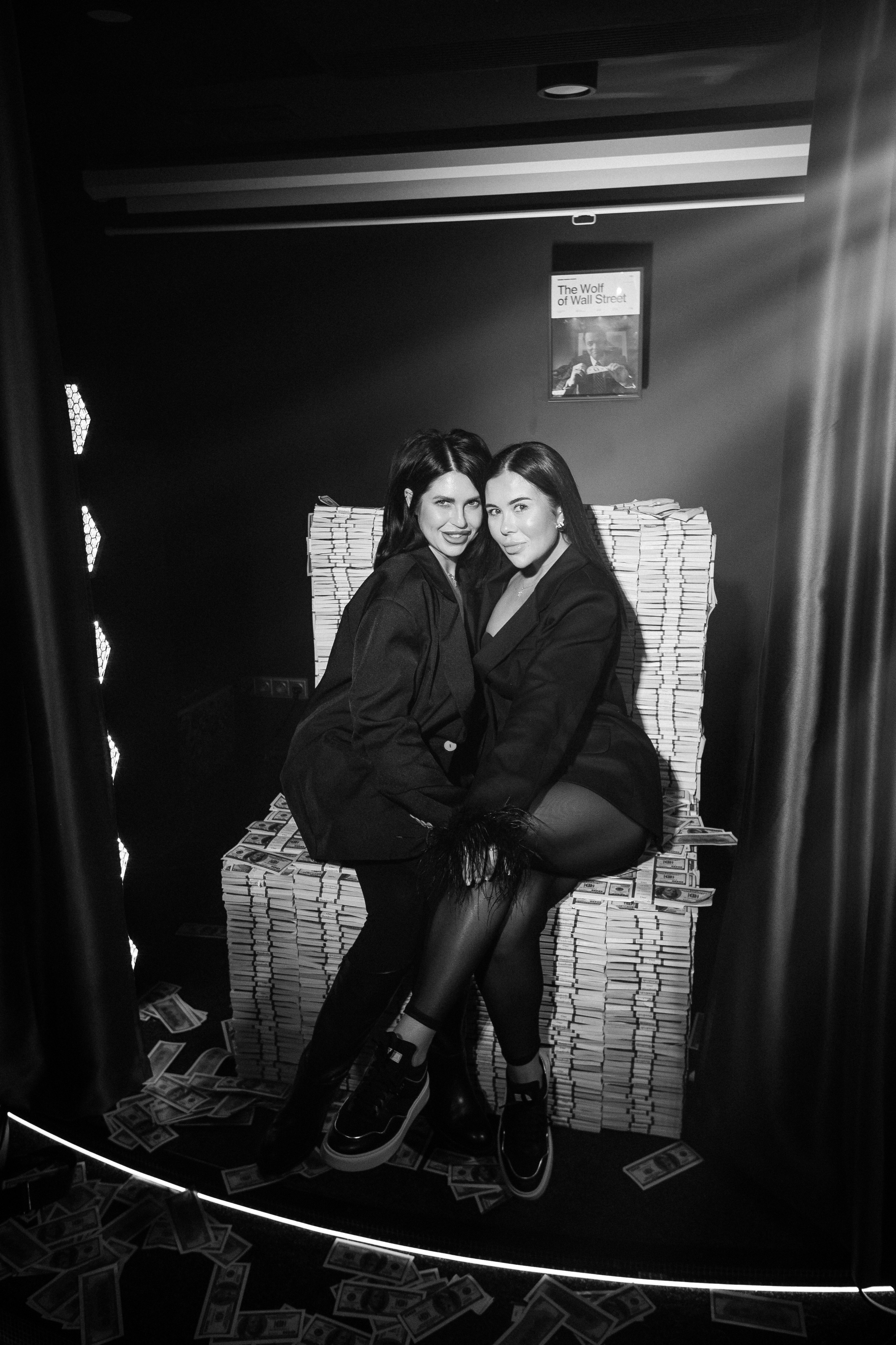 LA FAMIGLIA — SOLOVI — 1 YEAR. СВОИ. ФОТООТЧЕТЫ-СОБЫТИЯ-МЕСТА