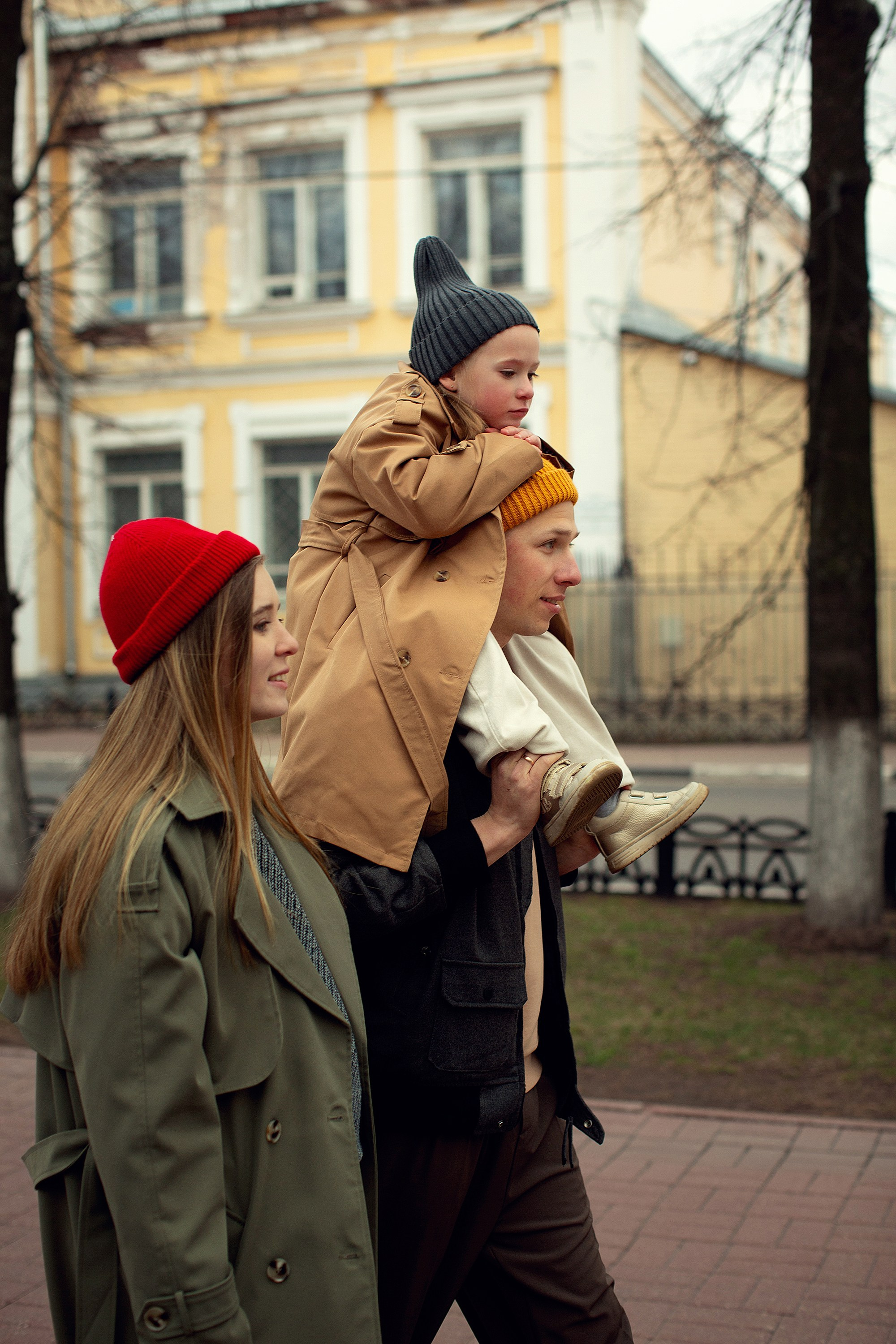 Яркая городская фотопрогулка семьи в ожидании второго малыша. Tatyana Nadezhdina Family photographer