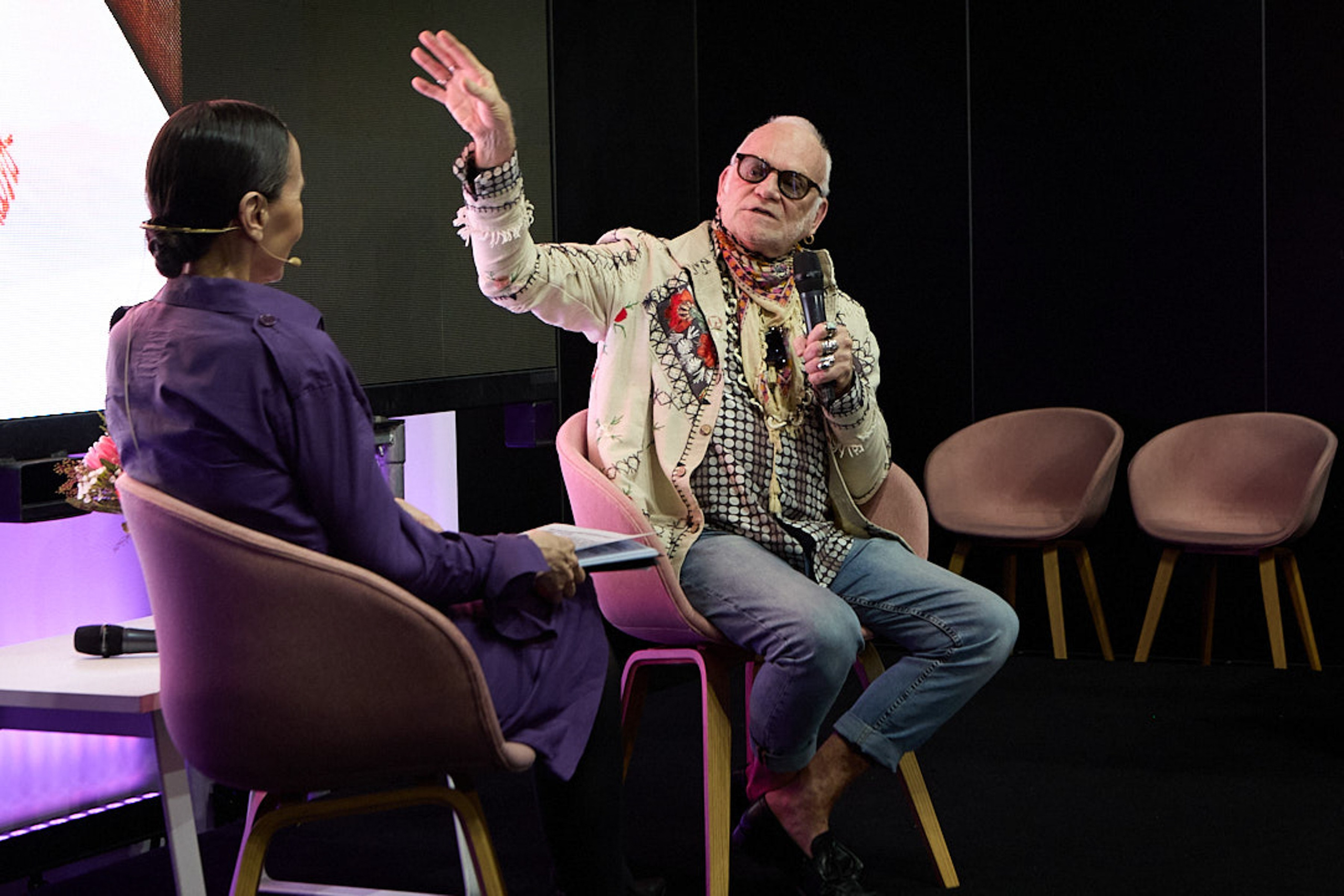 Nicholas Huxley speaking about fashion education and creativity at Global Sourcing Seminars 2026.