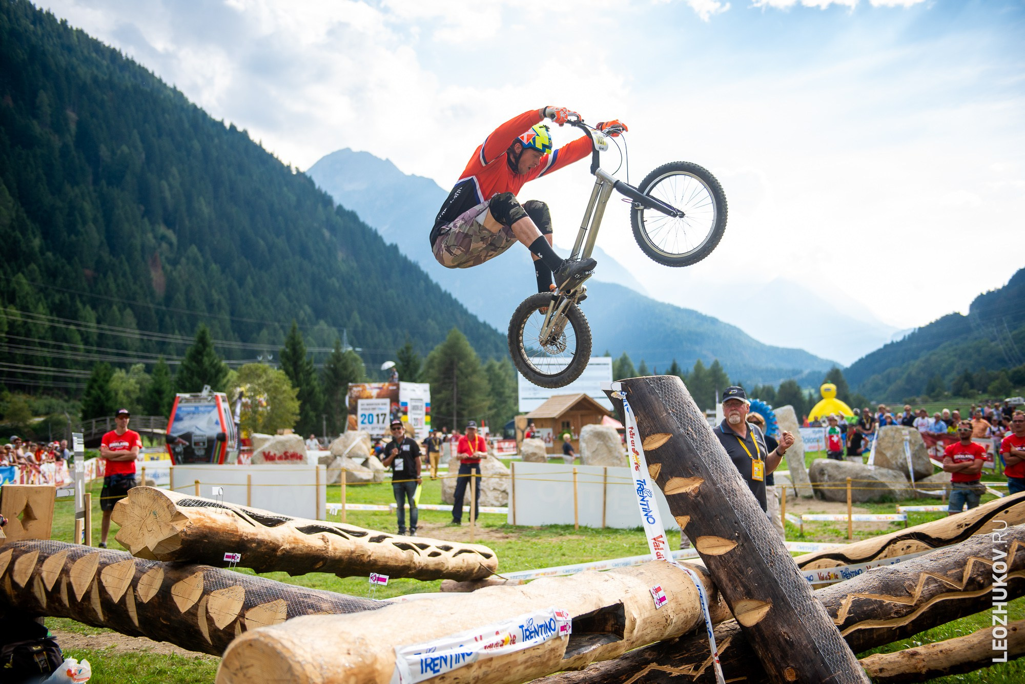 UCI Trials World Championships 2016 — finals. Sports photographer Leonid Zhukov