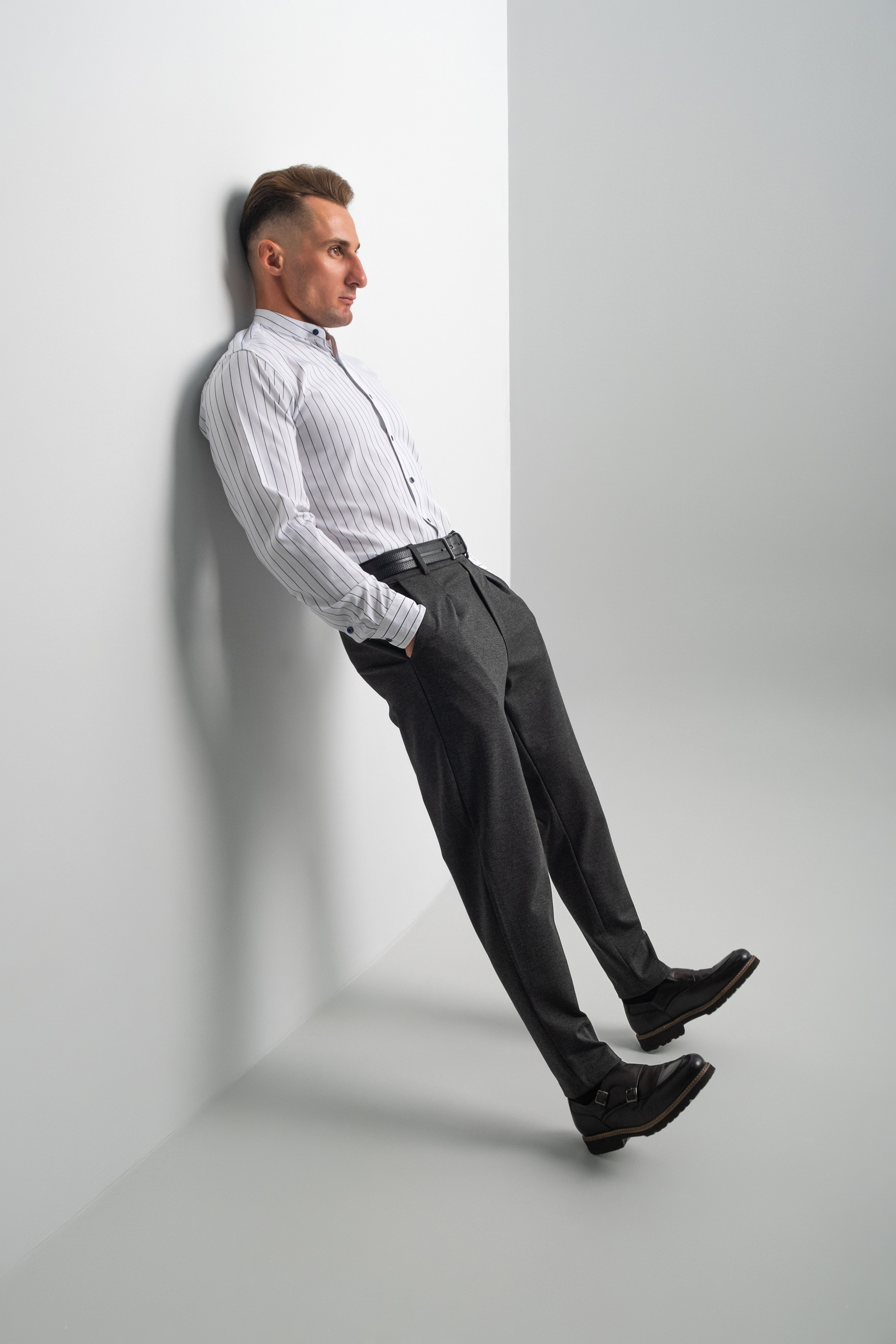 Мужская фотосессия. мужское. Бизнес портрет. Фото для бизнеса. Портрет, бизнес портрет. Бизнес портрет, контент съемка. Профессиональная фотосъемка в Крыму. Натуральные эмоции и живые кадры. Забронируйте дату прямо сейчас!