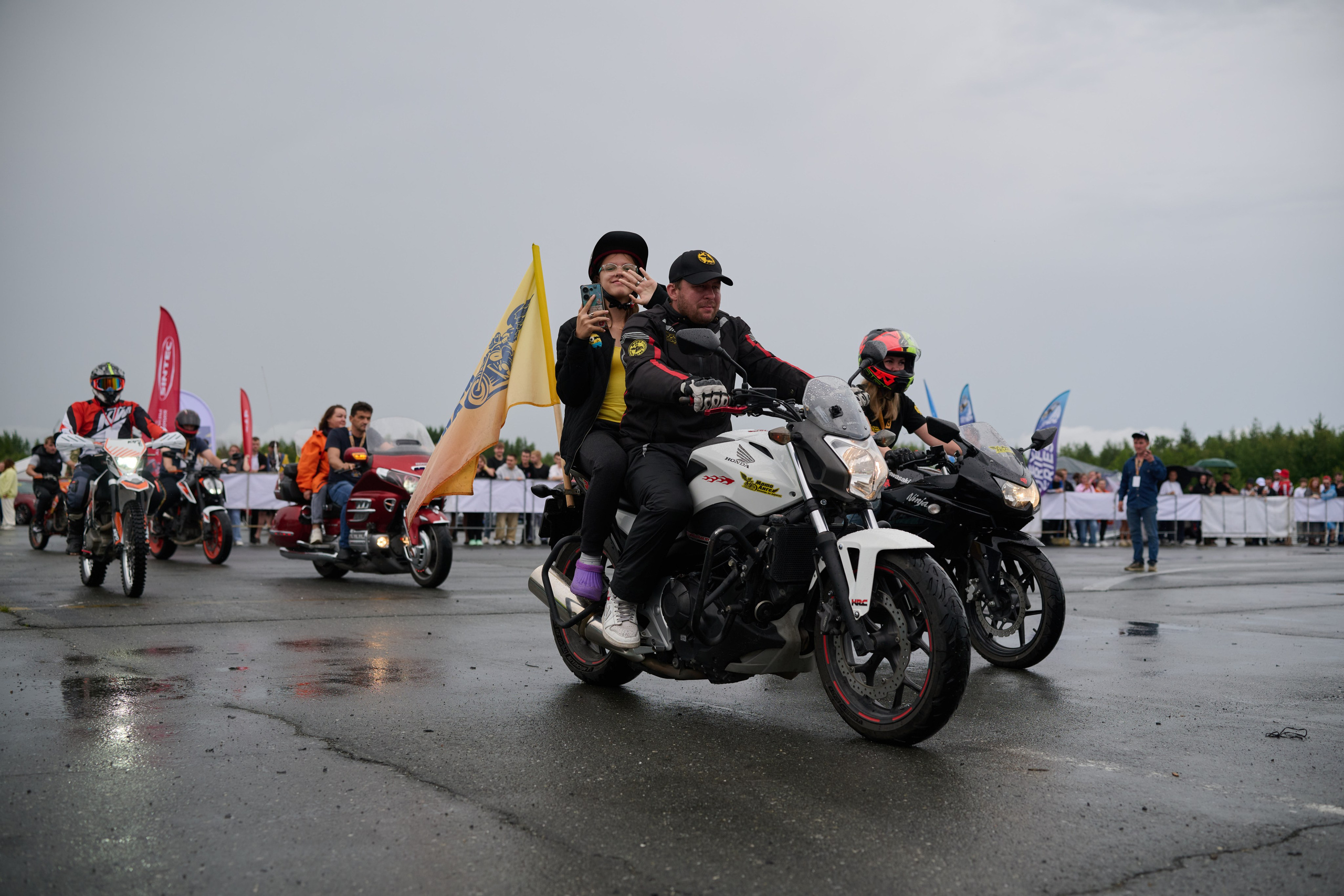 CarFest‑2026 в Нефтеюганске: драйв в каждом кадре! 🔥. Студия по производству фото и видеоконтента «АППЕРТУРА»