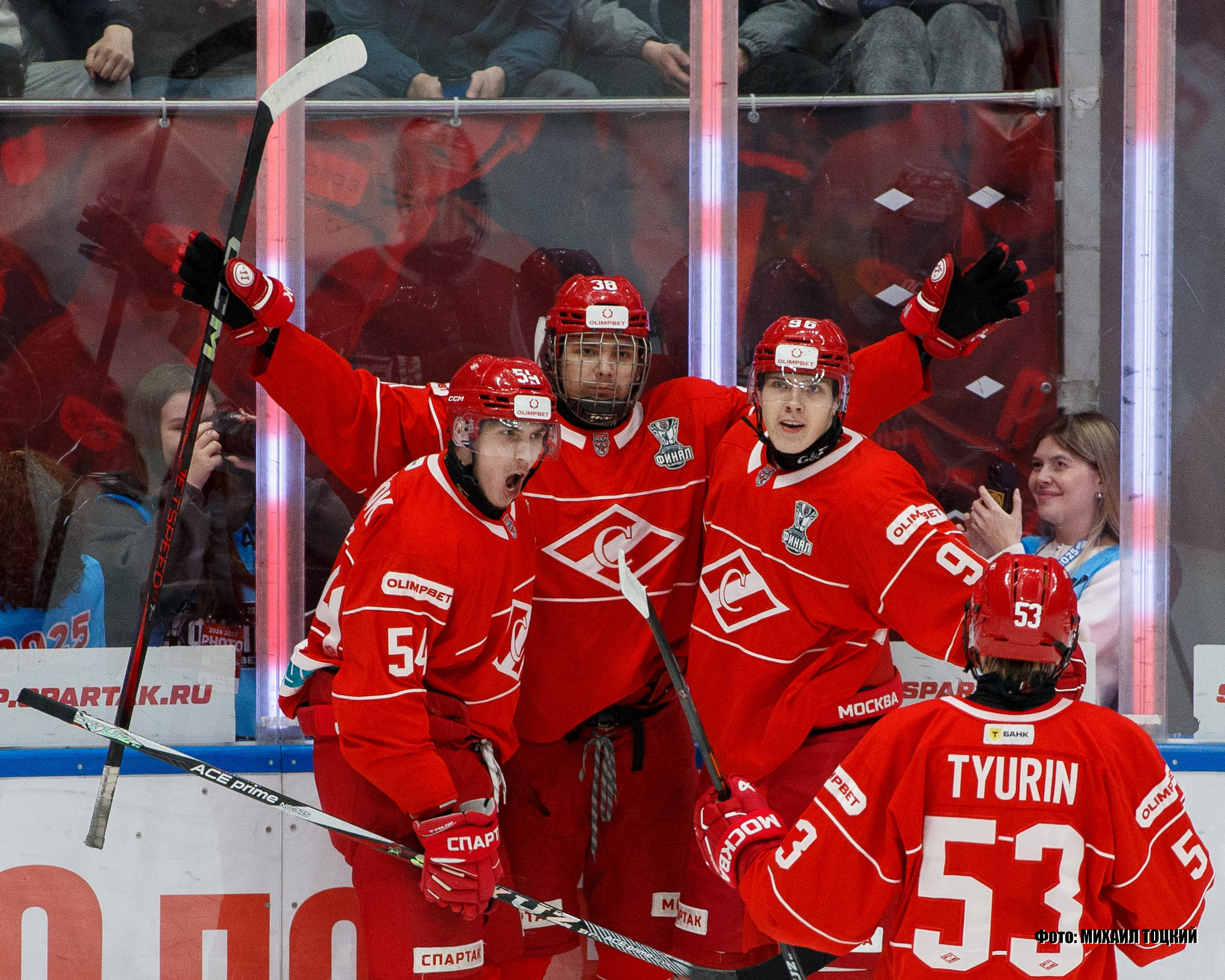 Фоторепортаж Финала Кубка Харламова. МХК Спартак (Москва) — СКА-1946 (Санкт-Петербург). Михаил Тоцкий портретный и репортажный фотограф в Москве
