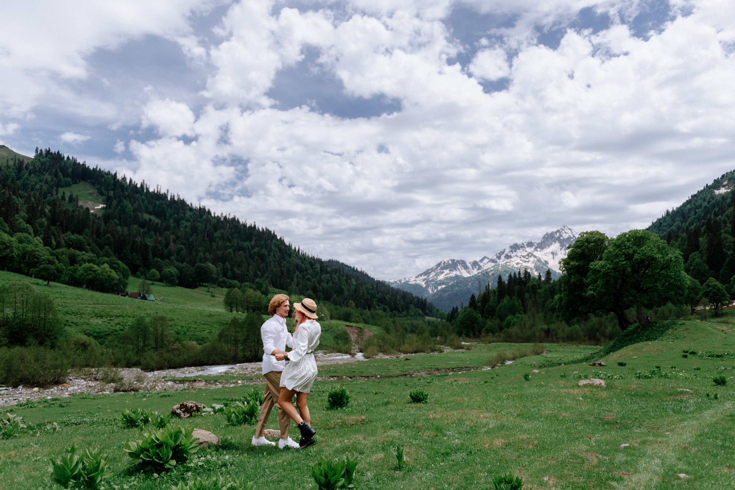 Phototour to the mountains. Fedor Lemeshko — Destination Wedding and Family Lifestyle photographer
