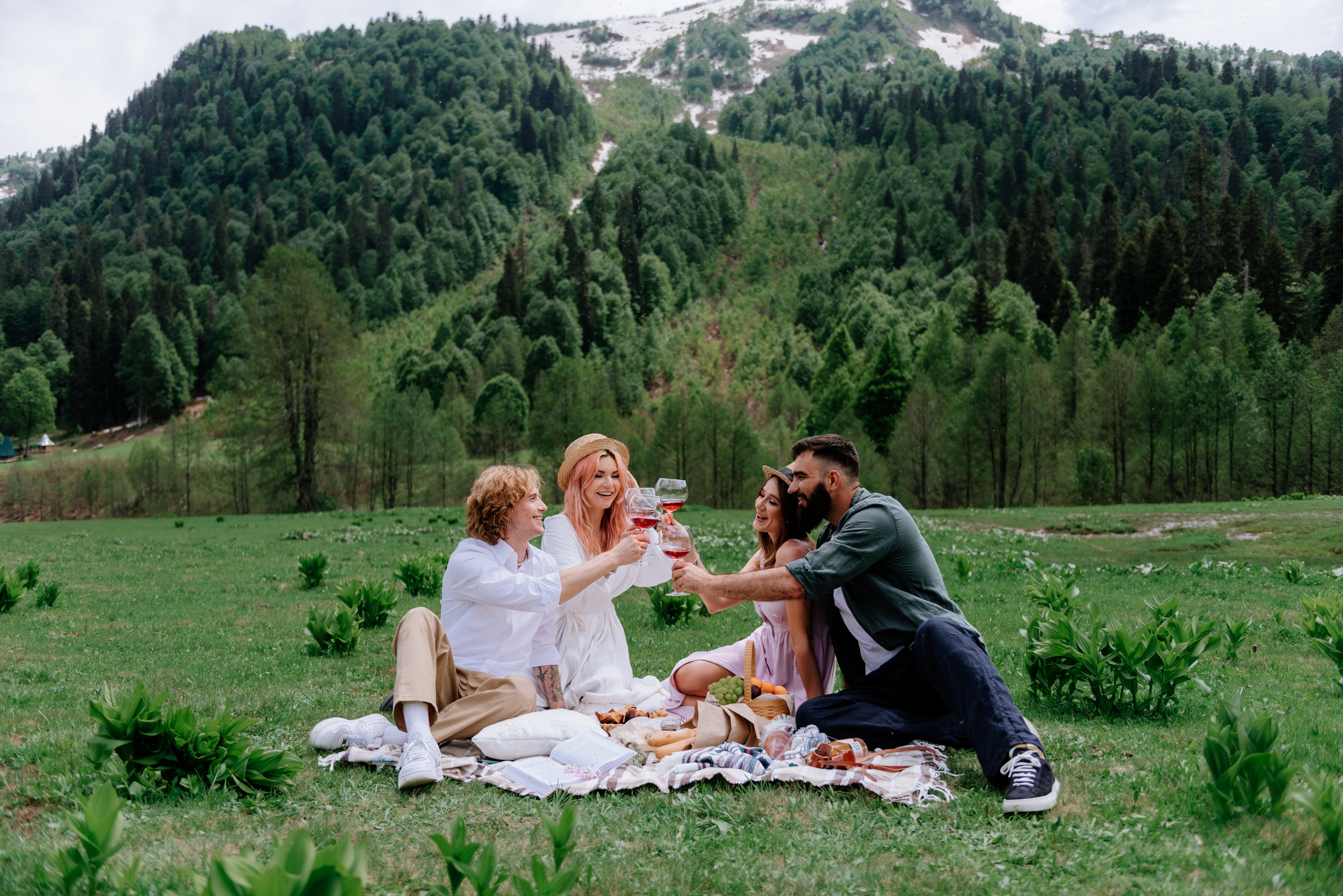 Phototour to the mountains. Fedor Lemeshko — Destination Wedding and Family Lifestyle photographer