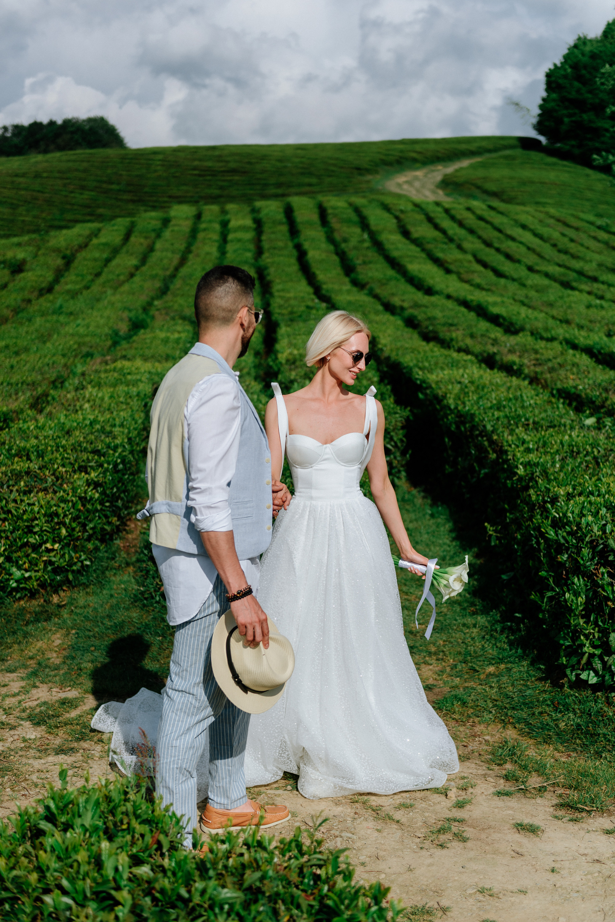 Wedding photoshoot on tea plantations. Fedor Lemeshko — Destination Wedding and Family Lifestyle photographer
