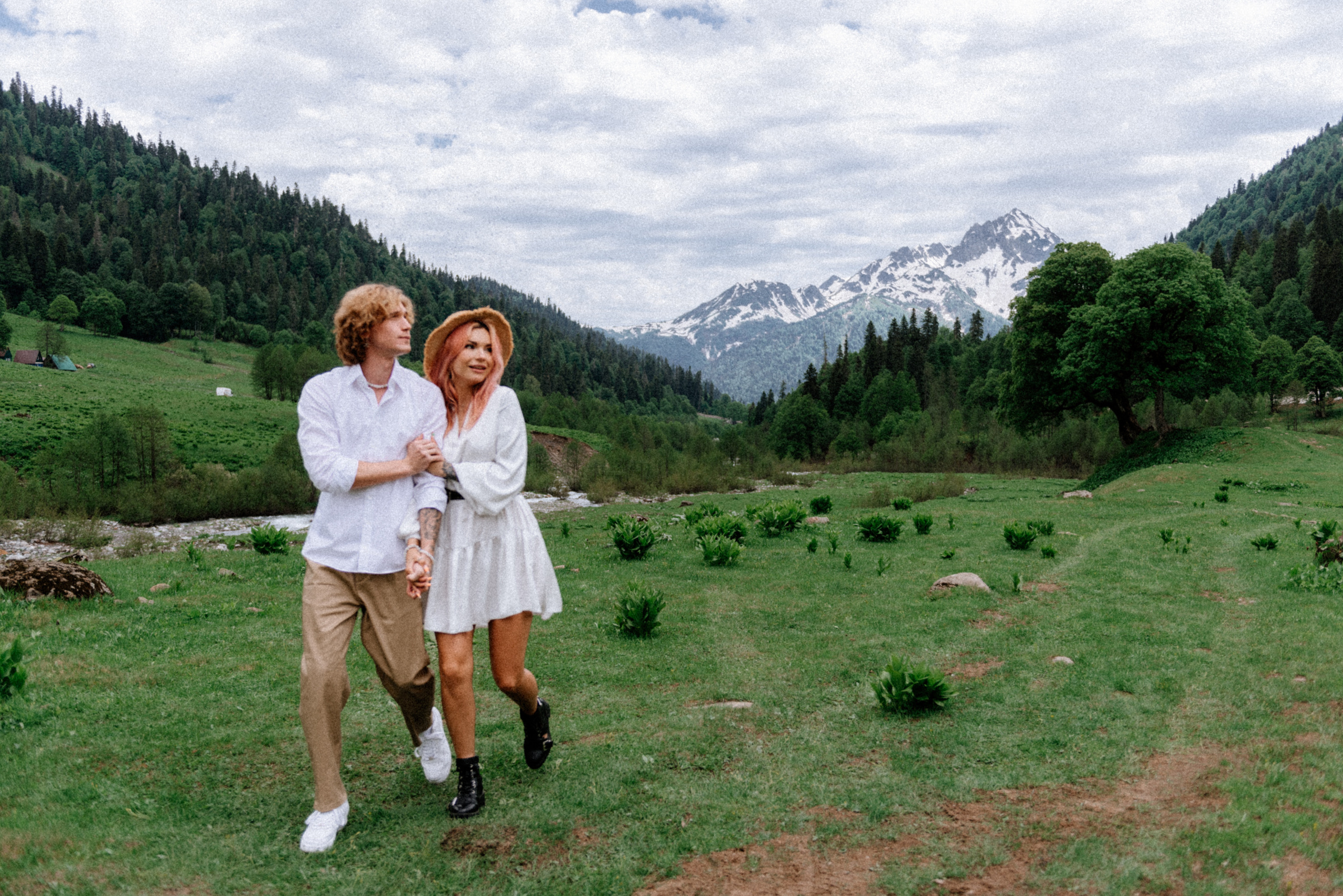 Phototour to the mountains. Fedor Lemeshko — Destination Wedding and Family Lifestyle photographer