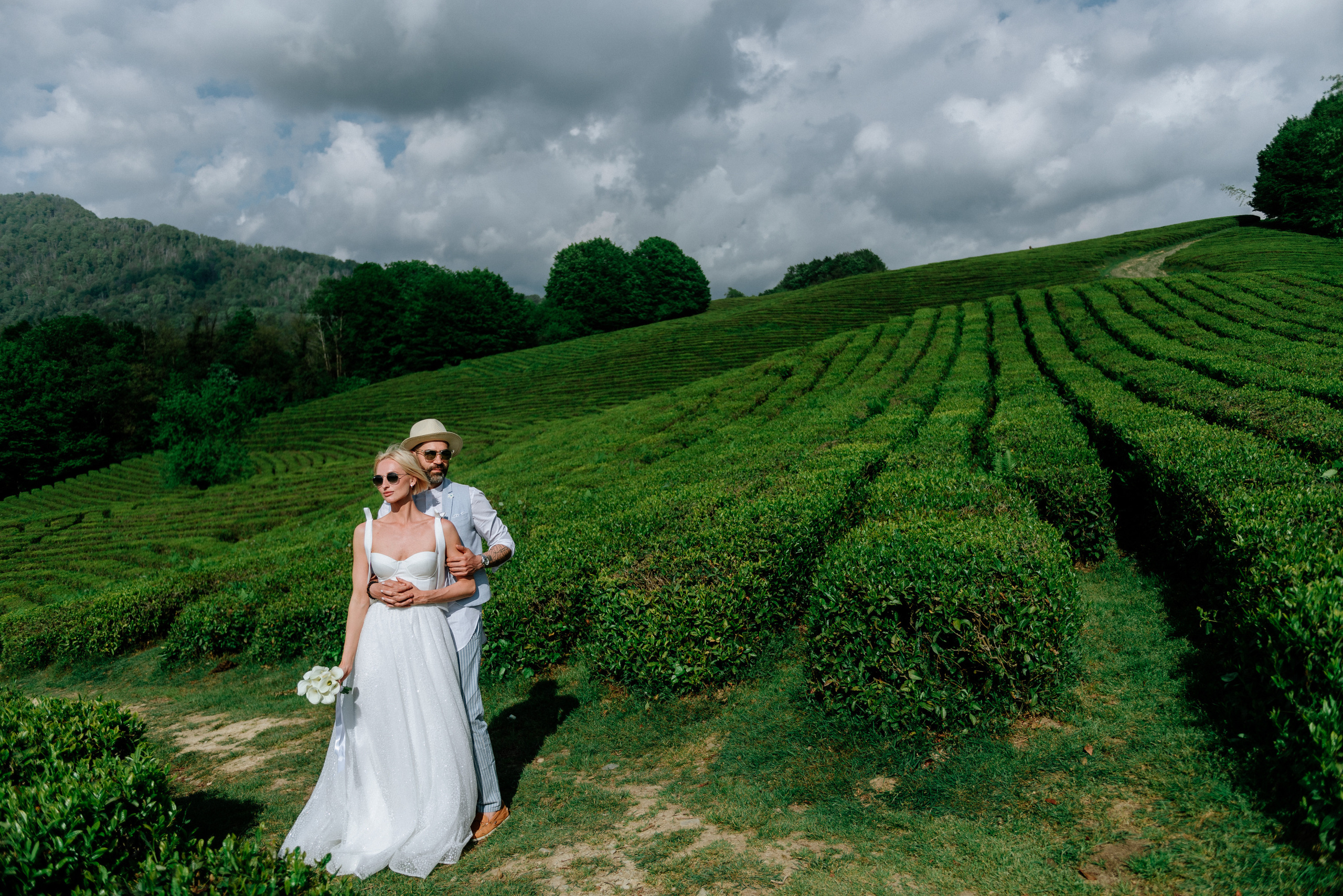 Wedding photoshoot on tea plantations. Fedor Lemeshko — Destination Wedding and Family Lifestyle photographer