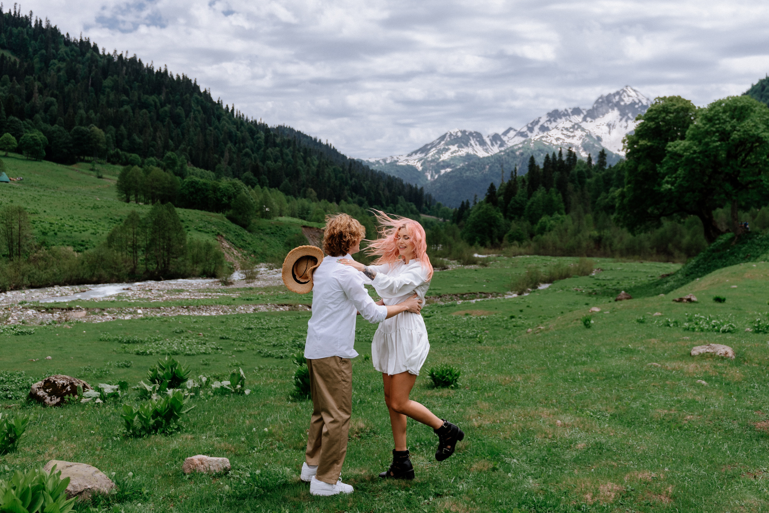 Phototour to the mountains. Fedor Lemeshko — Destination Wedding and Family Lifestyle photographer