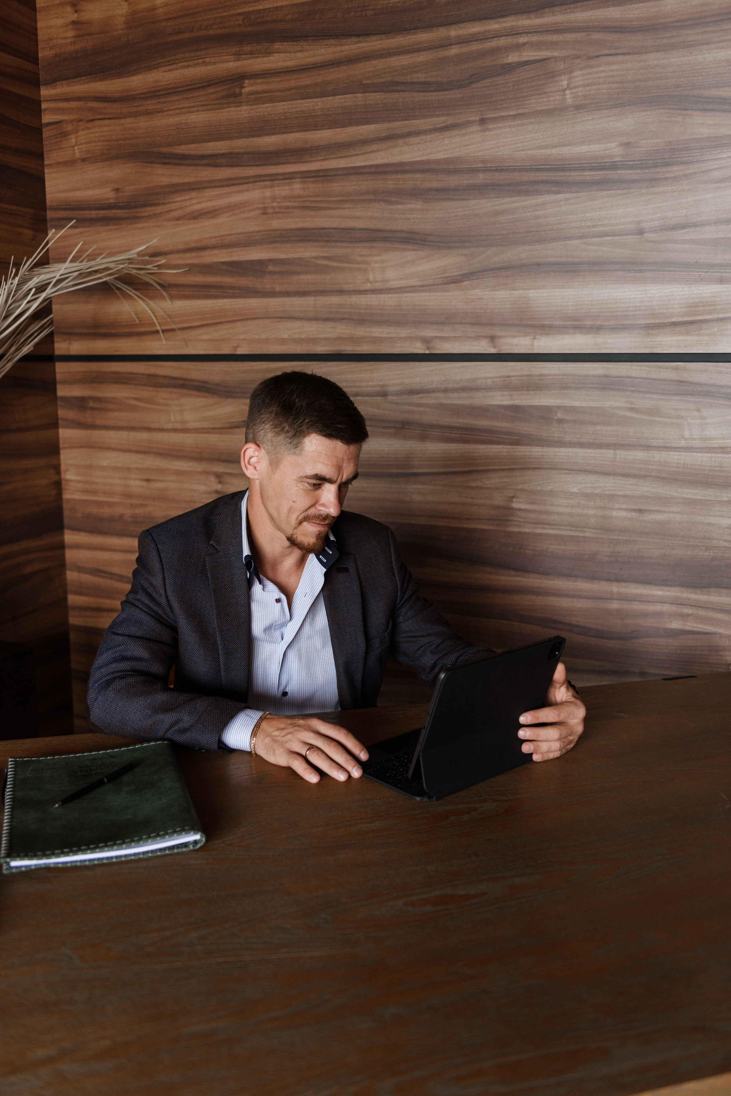 Men’s Content photoshoot in Sochi Georgia Tbilisi Batumi. Fedor Lemeshko — Destination Wedding and Family Lifestyle photographer