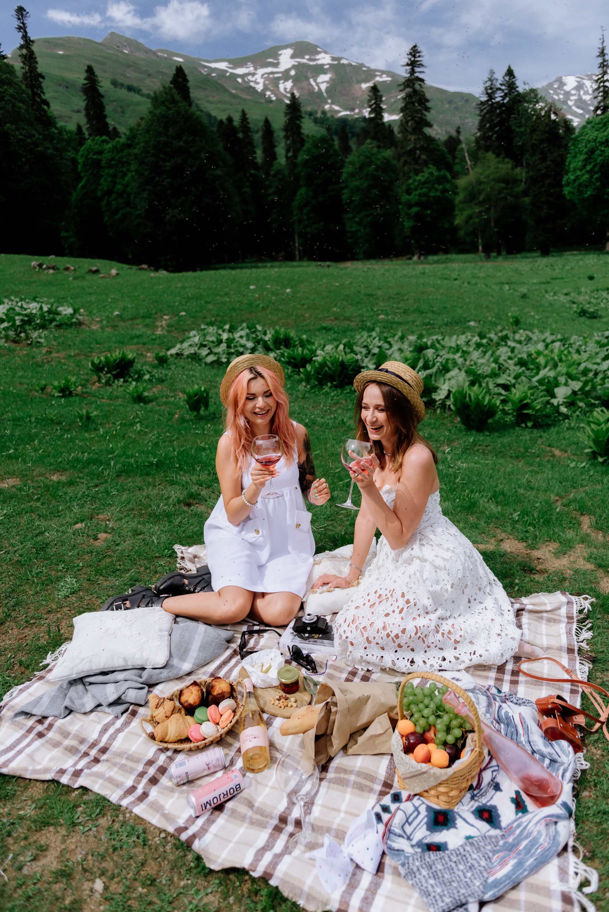 Phototour to the mountains. Fedor Lemeshko — Destination Wedding and Family Lifestyle photographer