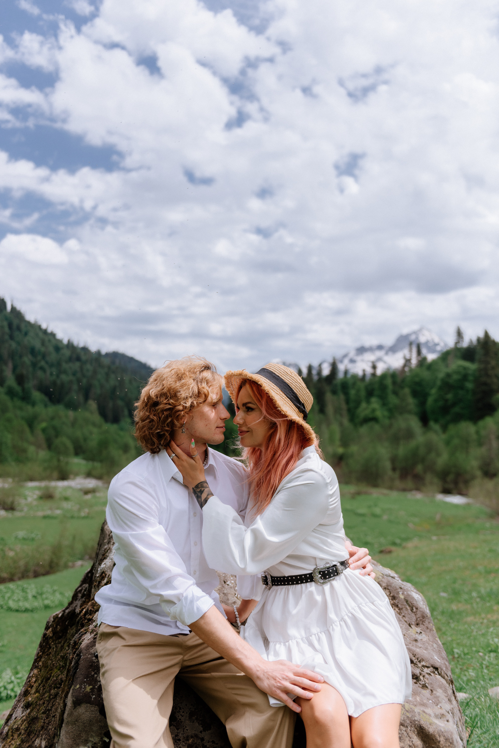 Phototour to the mountains. Fedor Lemeshko — Destination Wedding and Family Lifestyle photographer