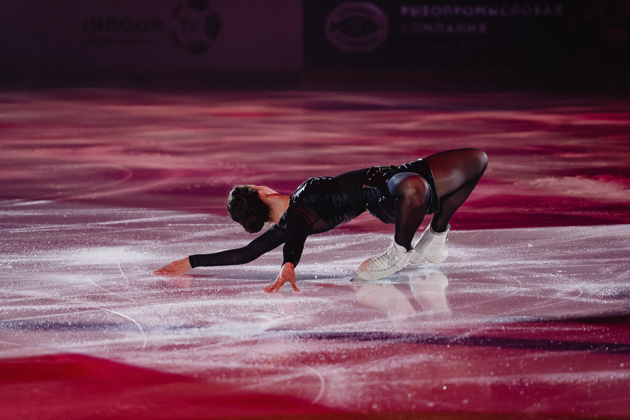 Шоу Этери Тутберидзе в Новосибирске. Воробьева Ксения — Спортивный и танцевальный фотограф Новосибирск