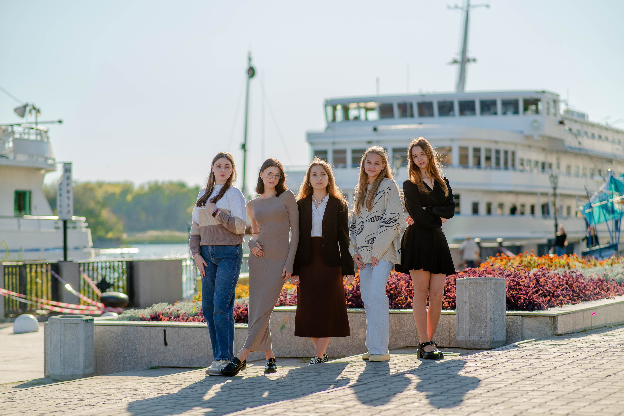 Выпускные (школьные) альбомы (книги) в Ростове-на-Дону. Современные Выпускные Альбомы в Ростове-на-Дону