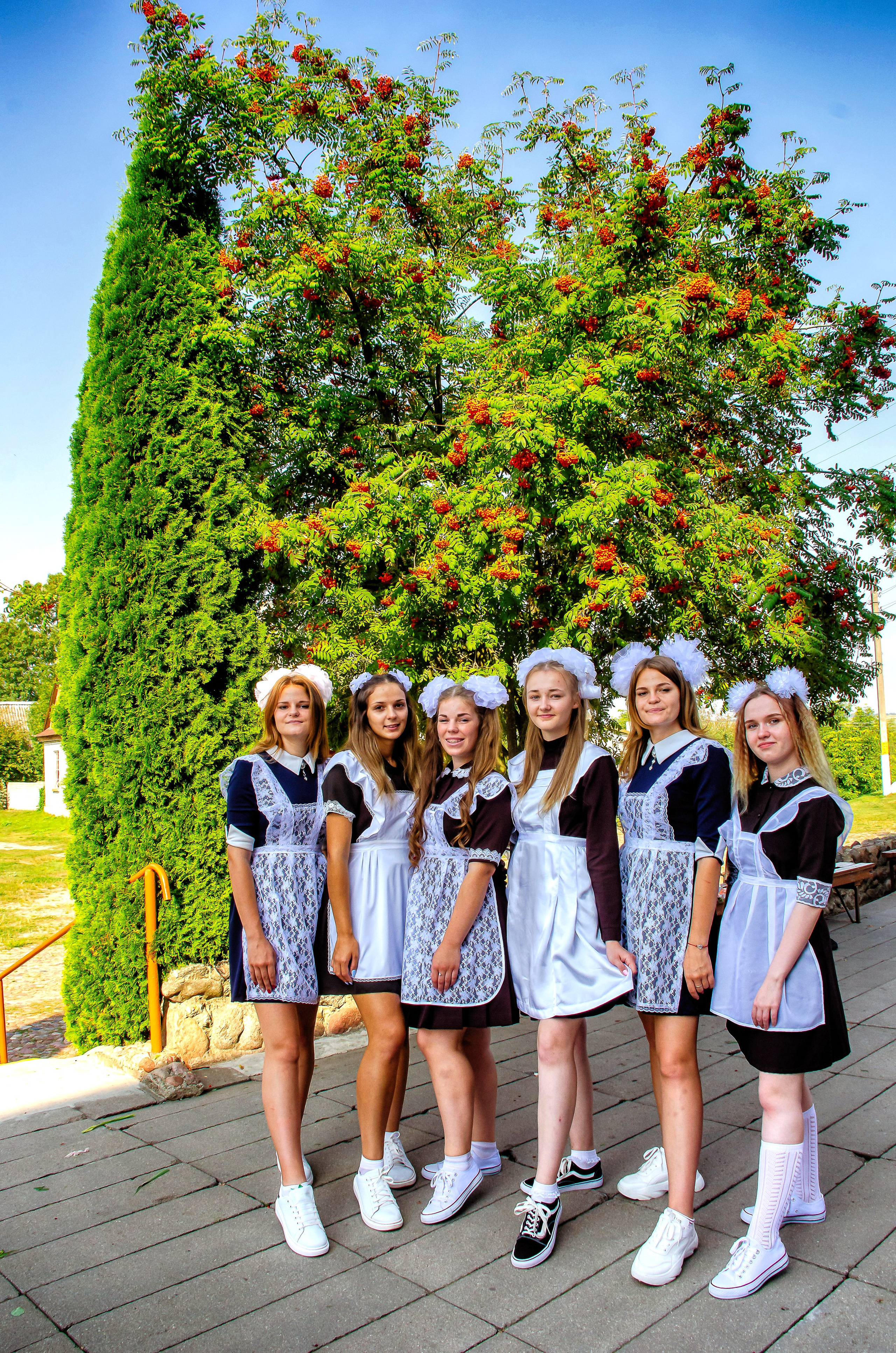 Старшая школа. Выпускные альбомы Брест