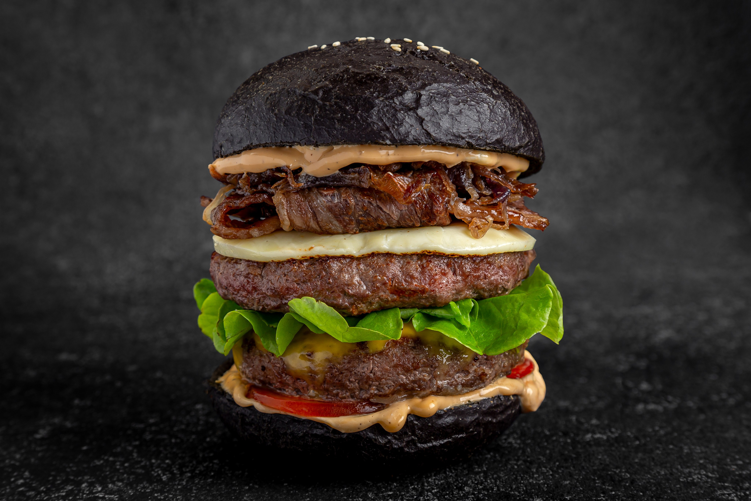 Фуд фото бургеров от BURGER SPOT. Фуд фотограф и видеограф в Москве Крепких Сергей