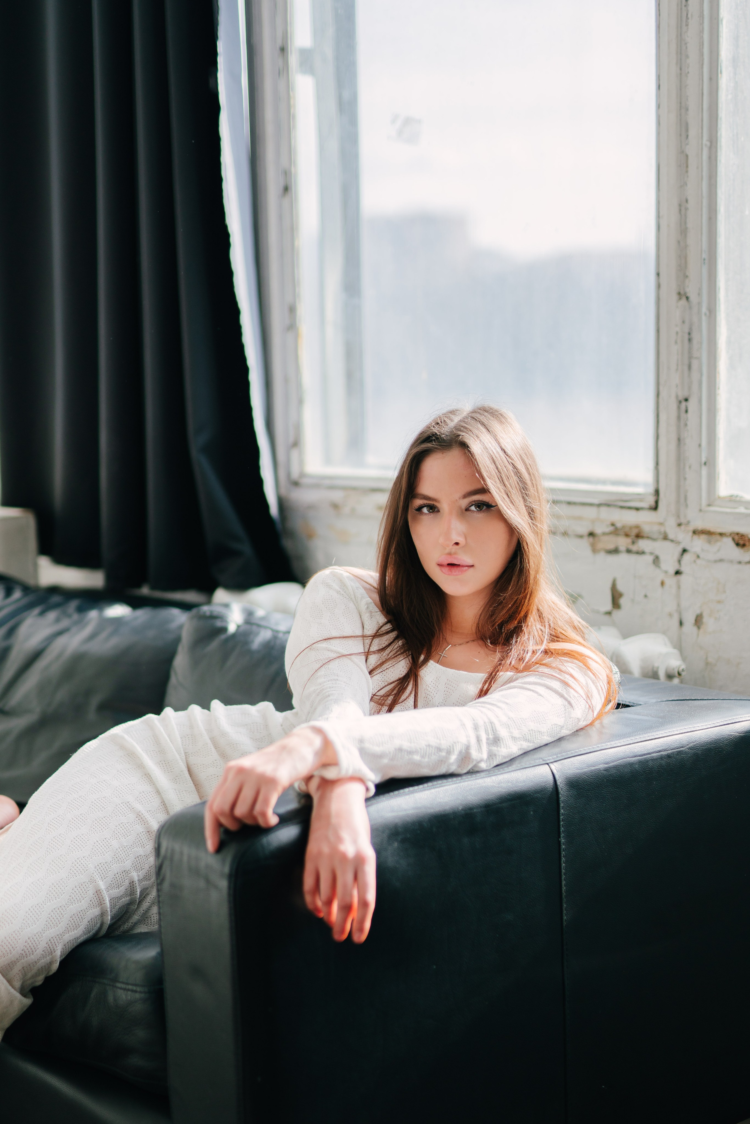 Портреты студия Москва. Модельные тесты. Lovestory студия в Москве. Женсий фотограф