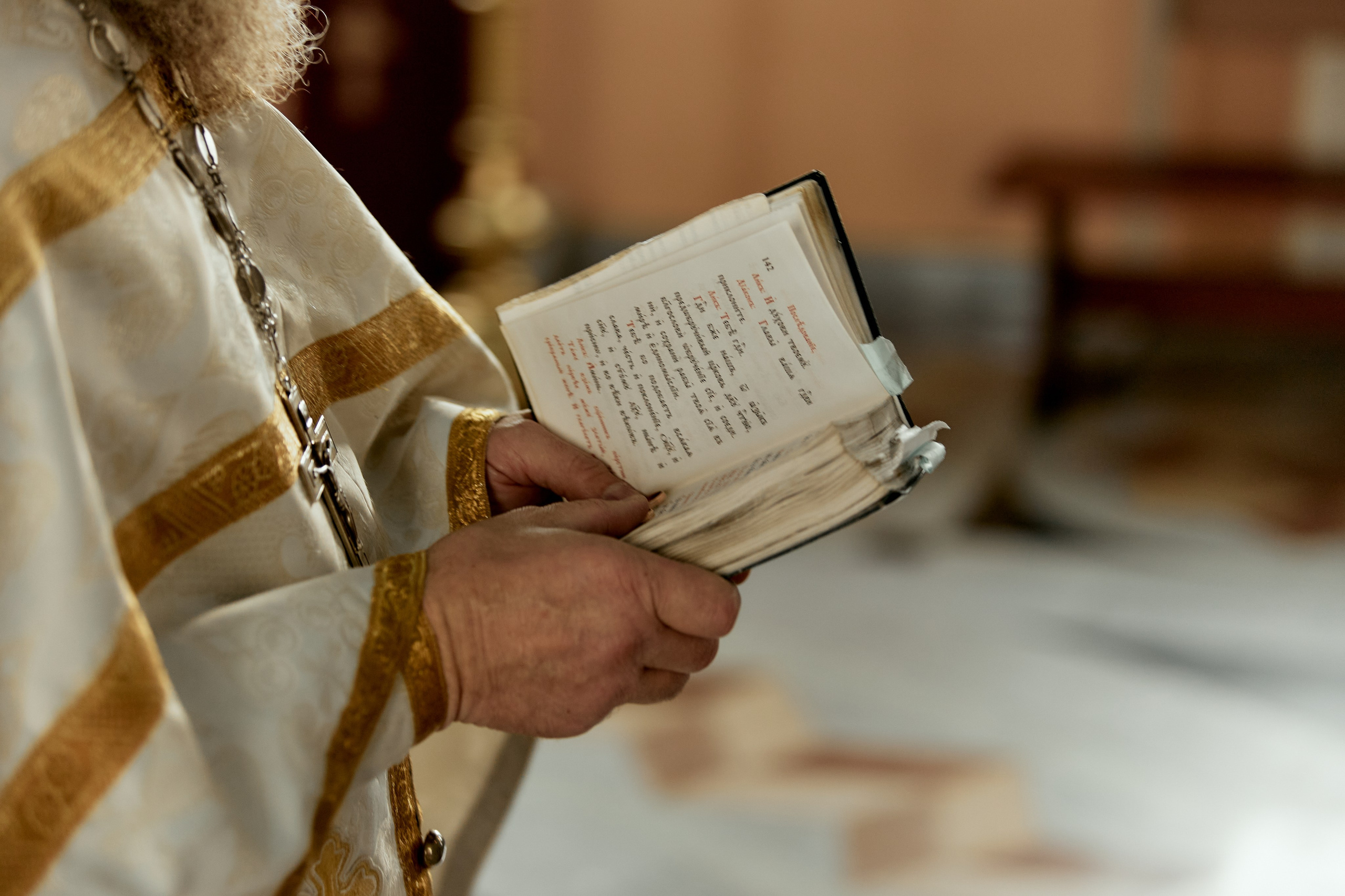 Фотографии венчания: волшебство традиций и трепетных эмоций. Дмитрий Мазуркевич: Профессиональный Репортажный Фотограф