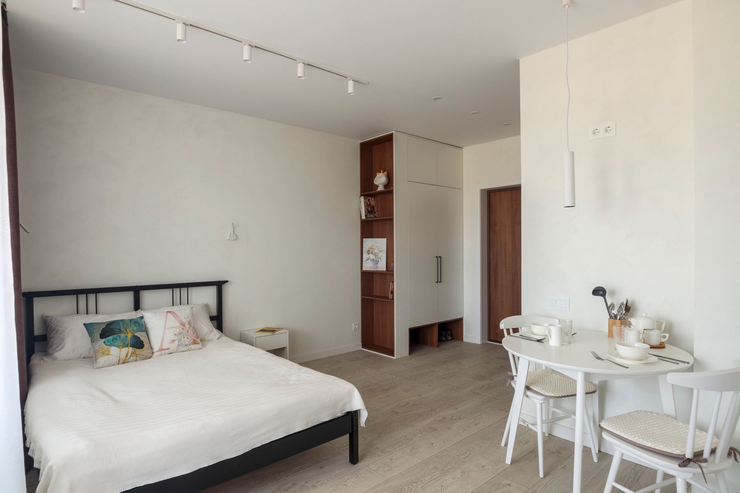 Фотограф интерьера, мебели и портрета в Санкт-Петербурге