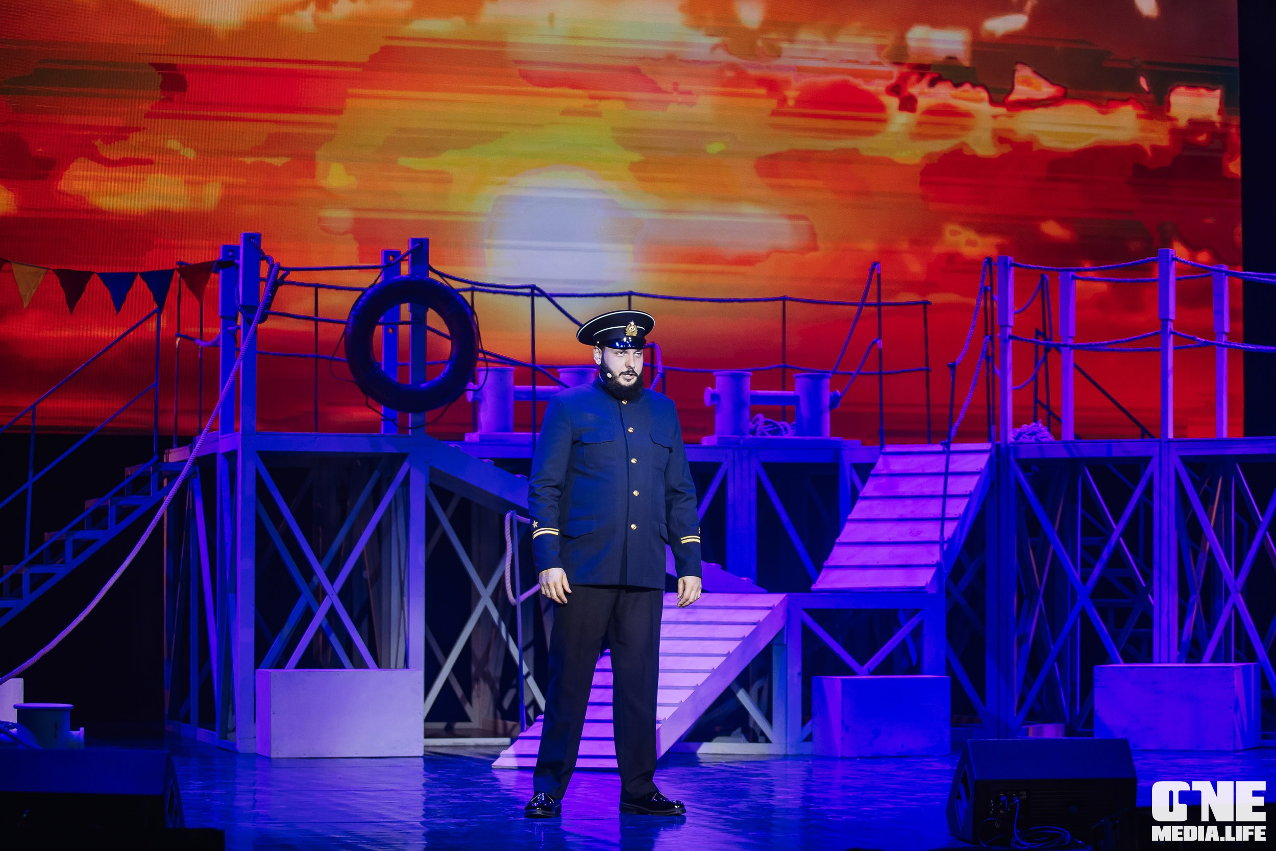 Фоторепортаж из Янтарь Холла. One Media Life: фоторепортажи, фотоотчеты с мероприятий и заведений