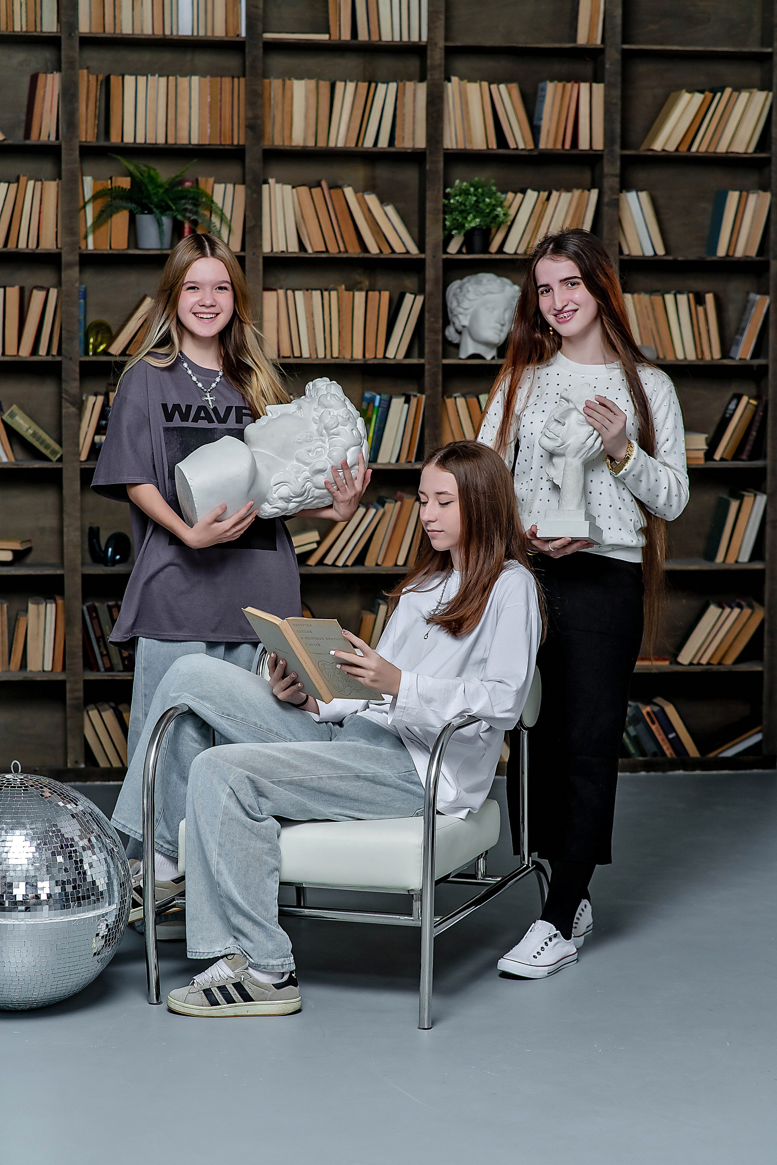 Выпускные (школьные) альбомы (книги) в Ростове-на-Дону. Современные Выпускные Альбомы в Ростове-на-Дону